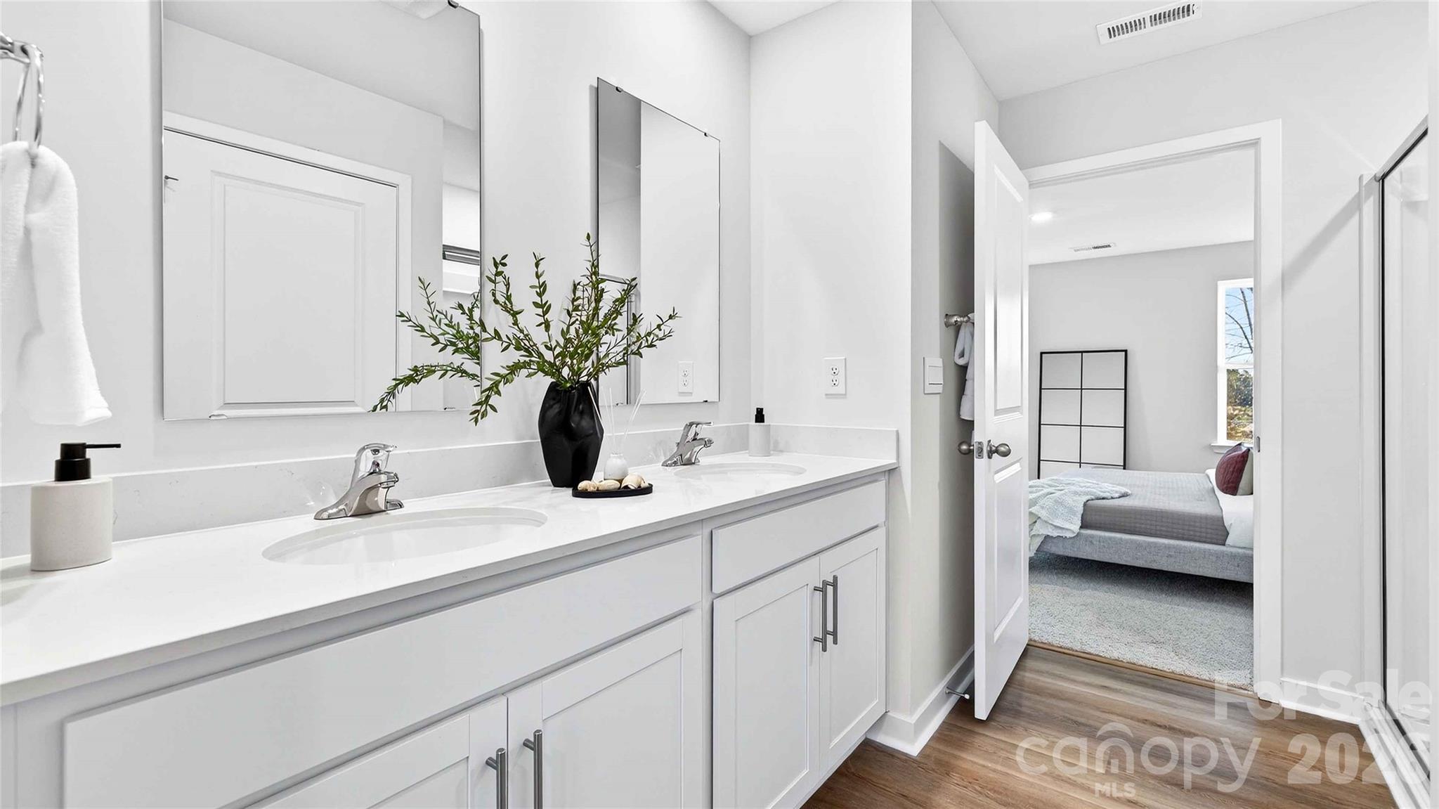 204 Hyder Ridge Road — Asheville
