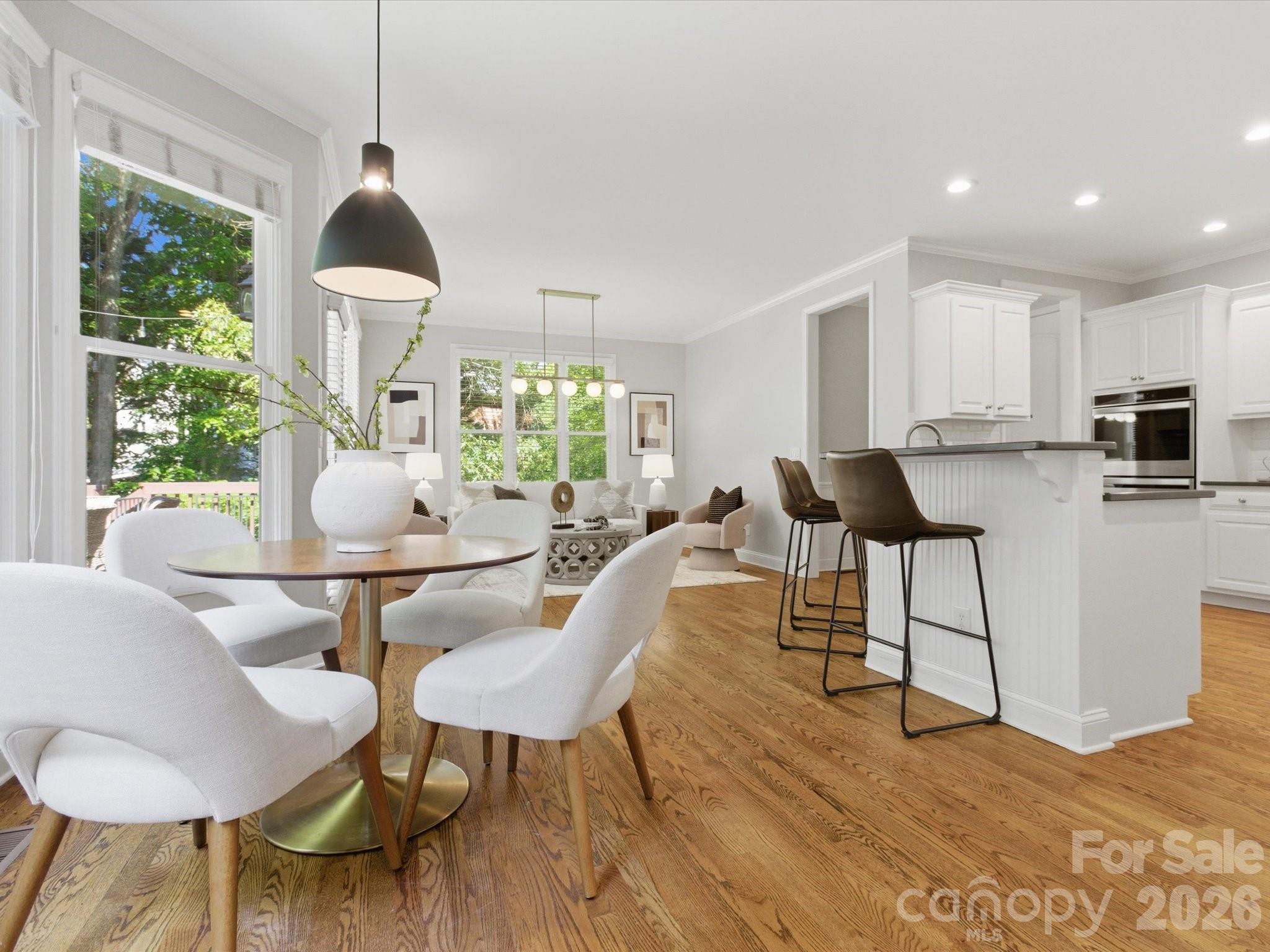 1104 Lytton Lane — Matthews