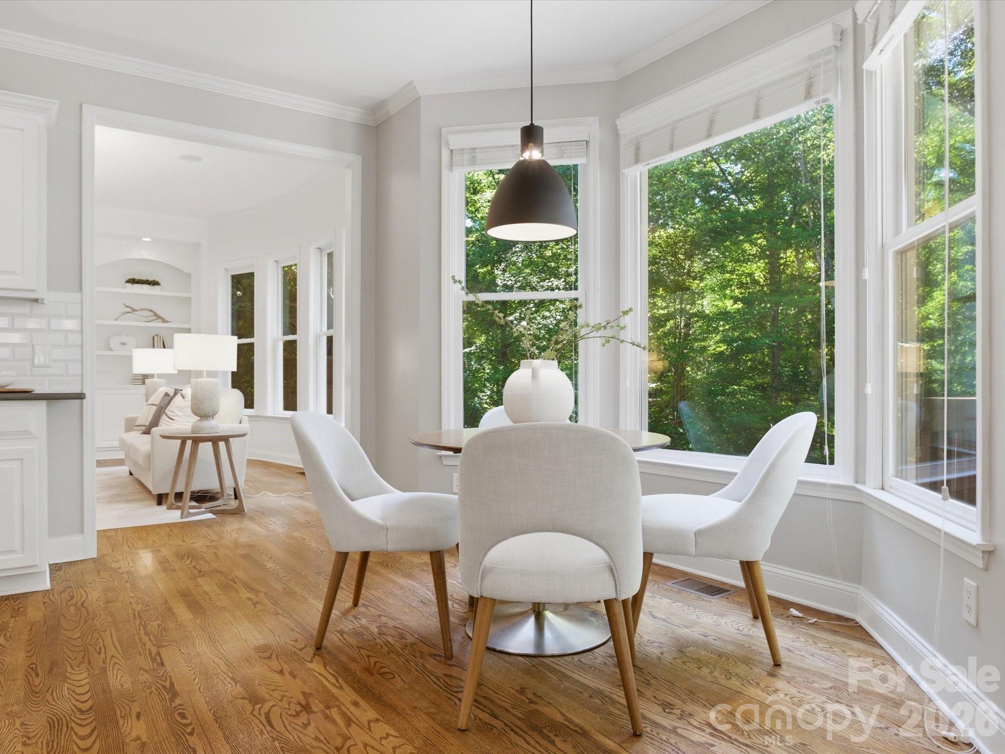 1104 Lytton Lane — Matthews