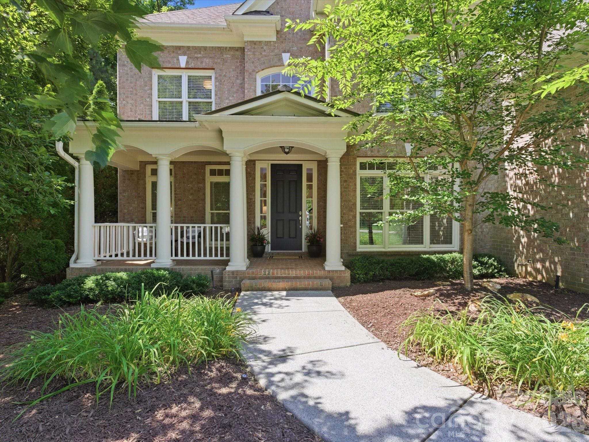 1104 Lytton Lane — Matthews