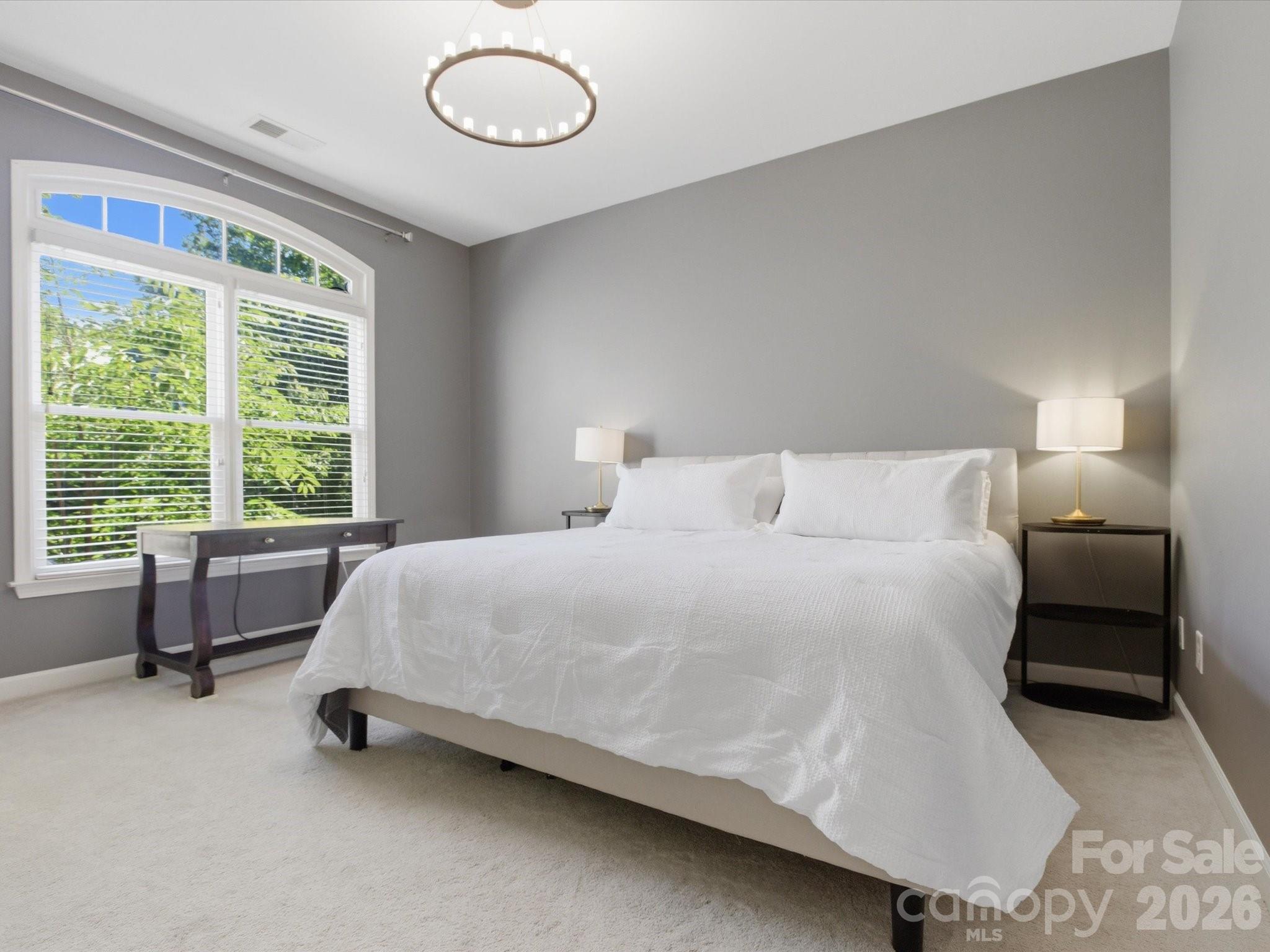 1104 Lytton Lane — Matthews