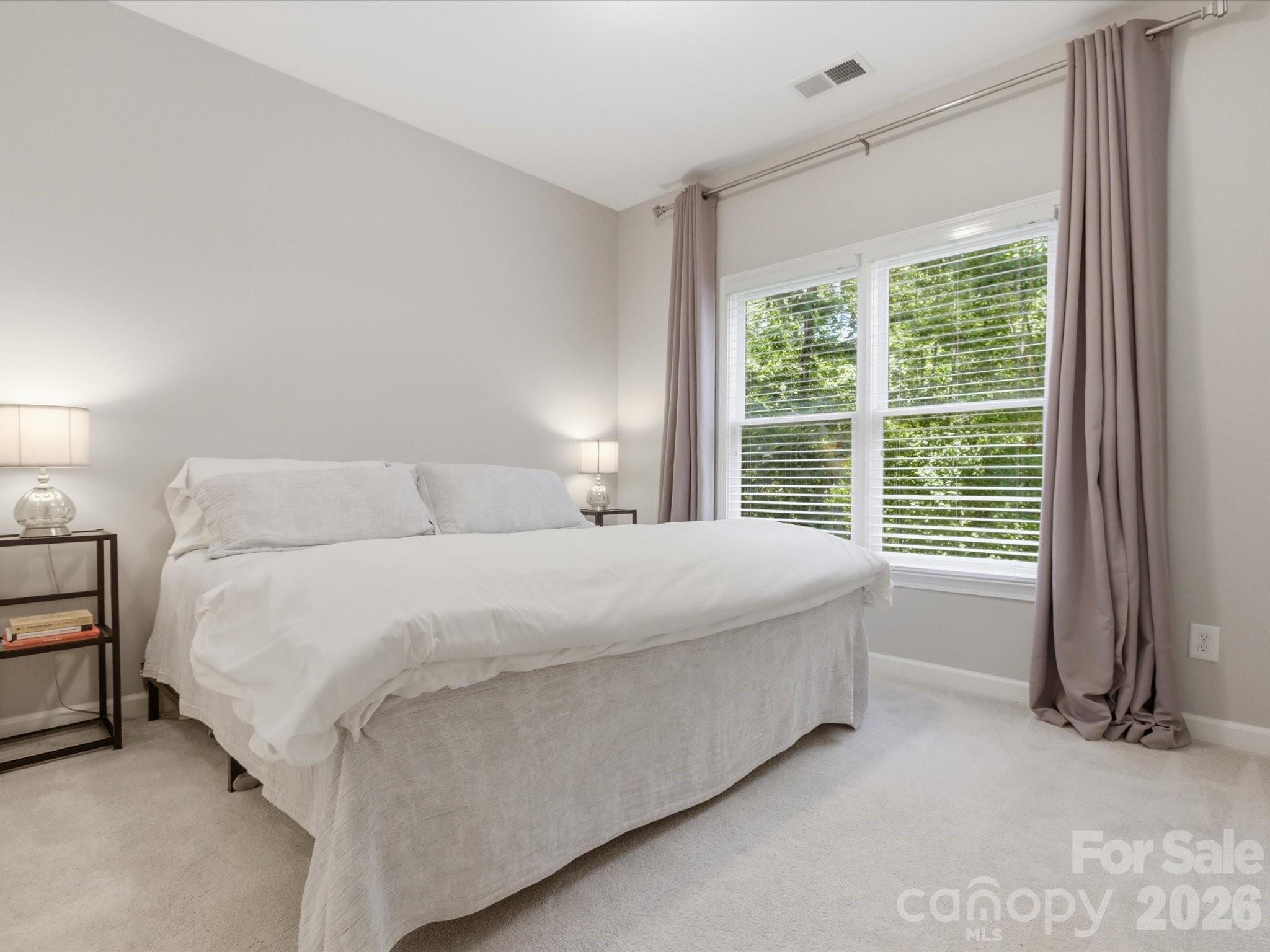 1104 Lytton Lane — Matthews