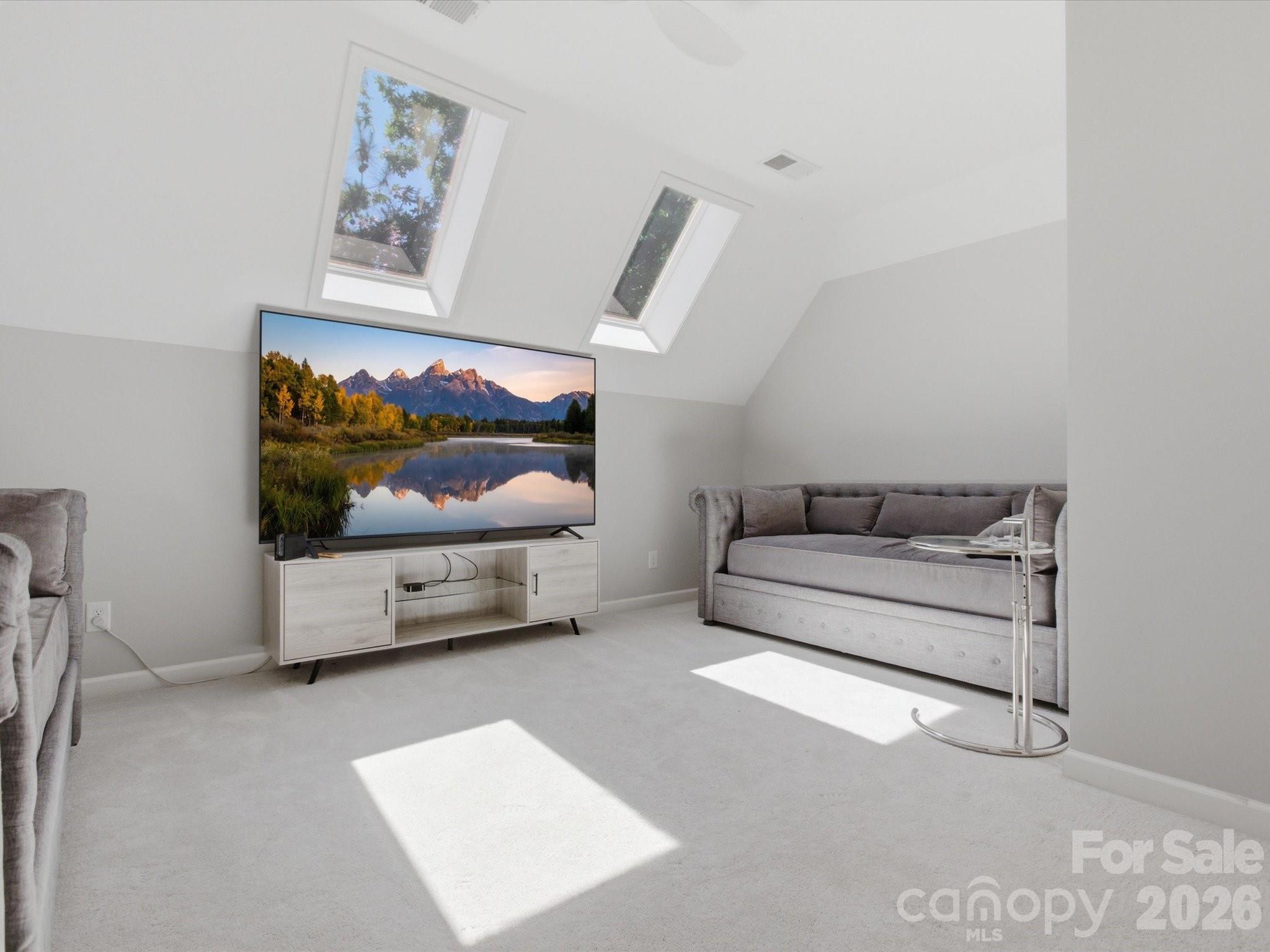 1104 Lytton Lane — Matthews
