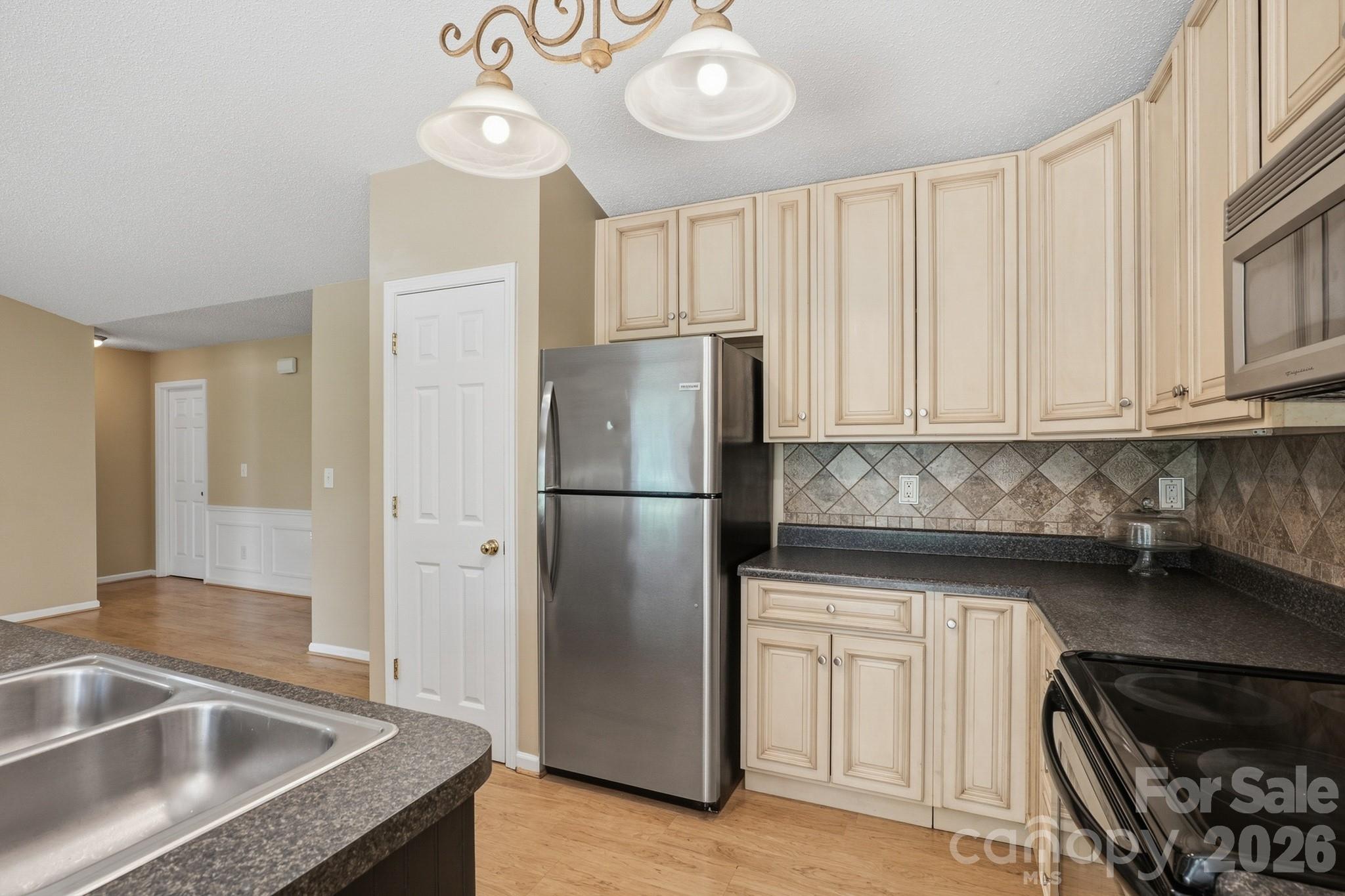 2244 Wexford Way — Statesville