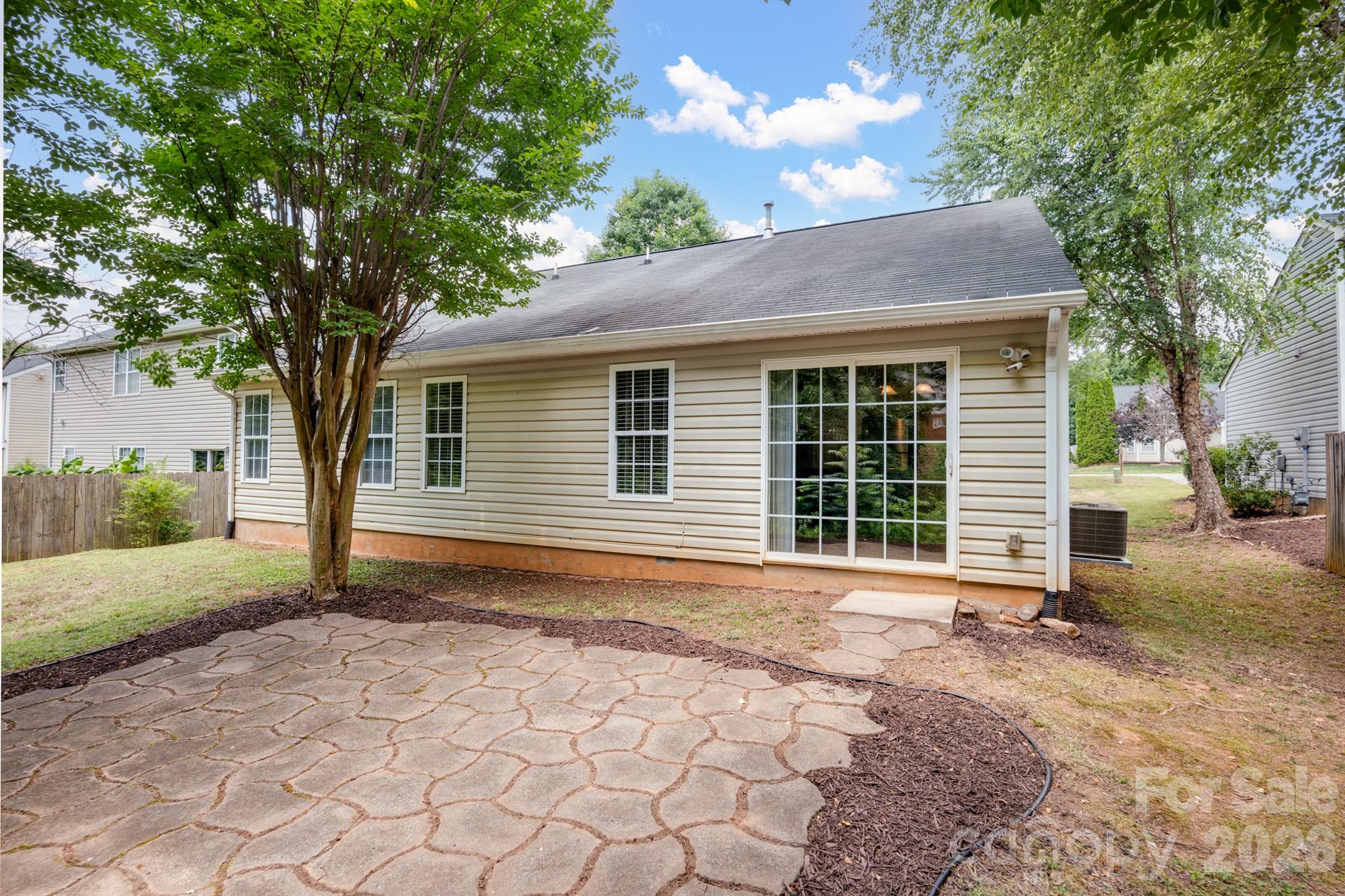2244 Wexford Way — Statesville