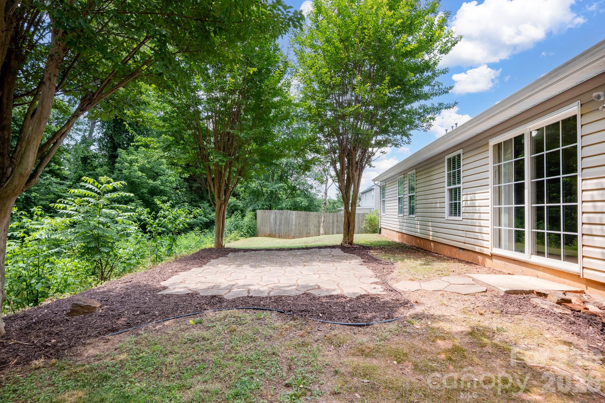 2244 Wexford Way — Statesville