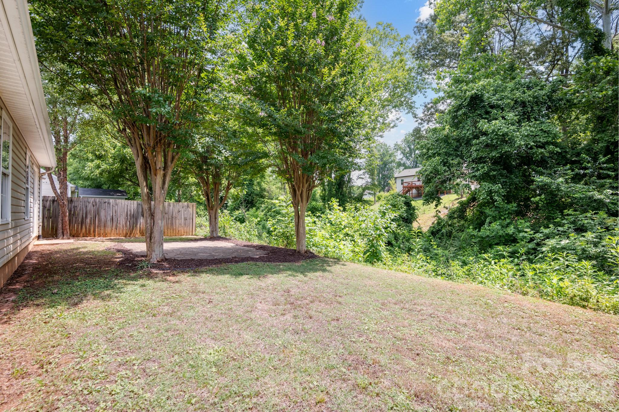 2244 Wexford Way — Statesville
