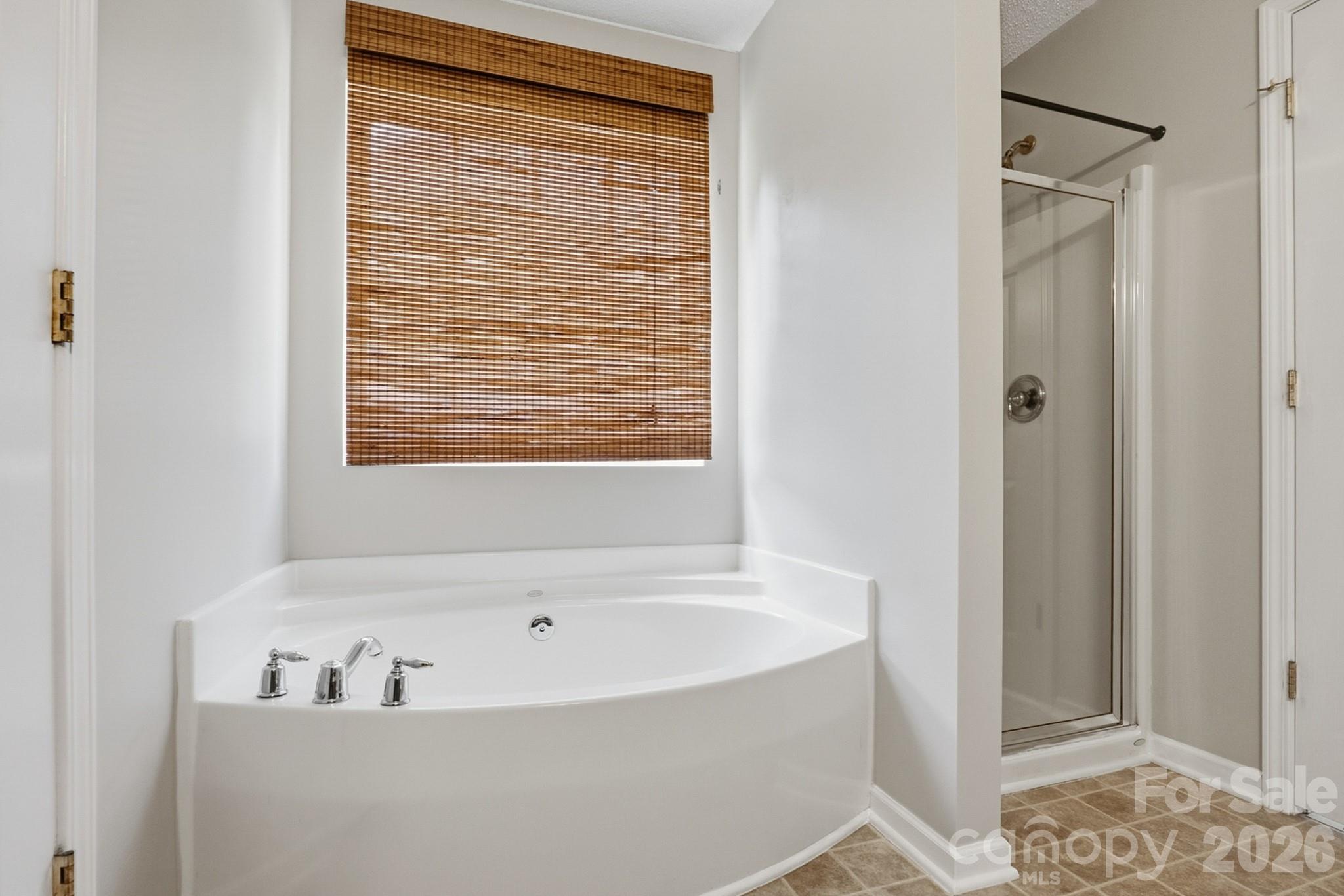 2244 Wexford Way — Statesville