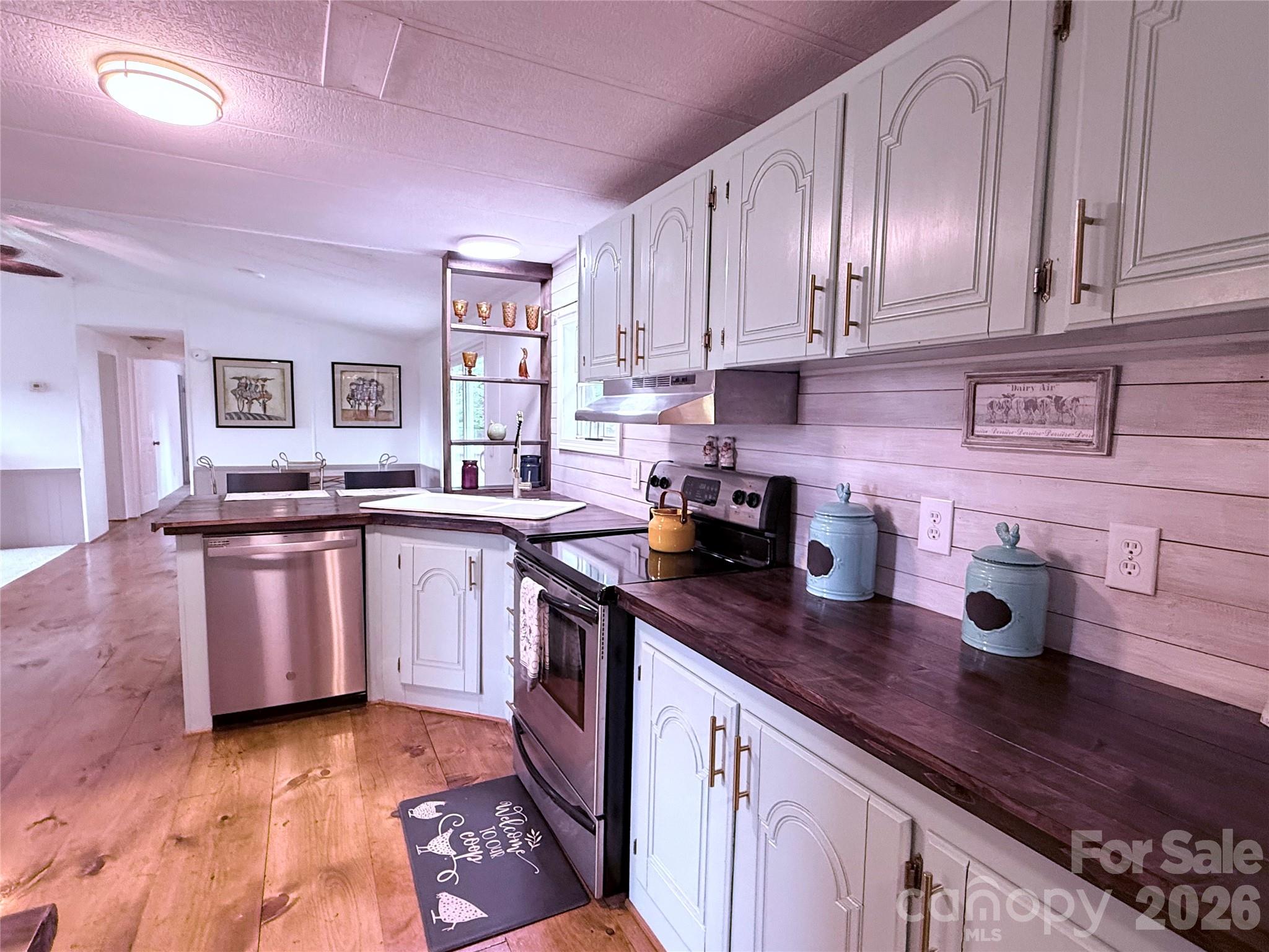 33 Honeysuckle Lane — Taylorsville