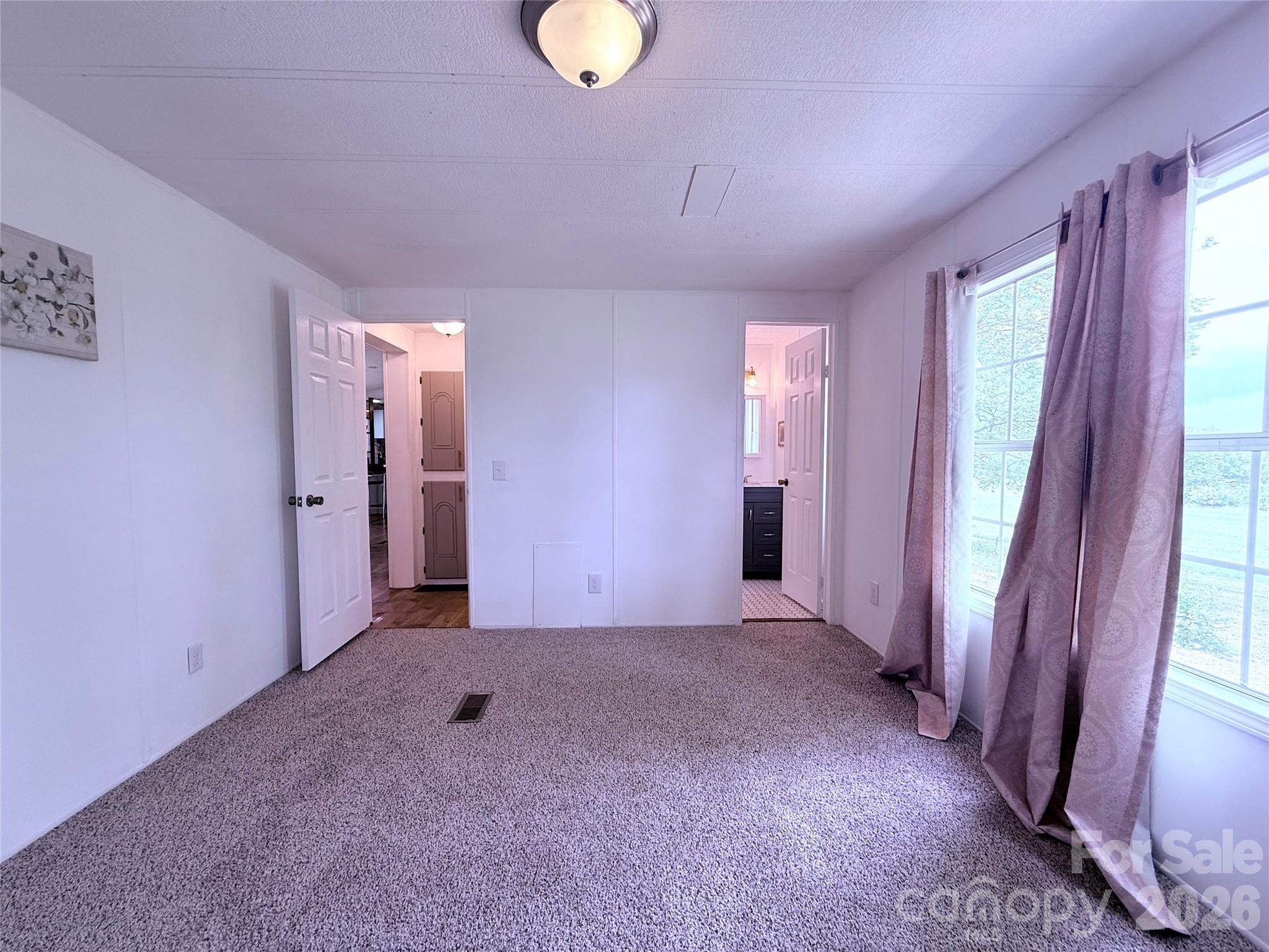33 Honeysuckle Lane — Taylorsville
