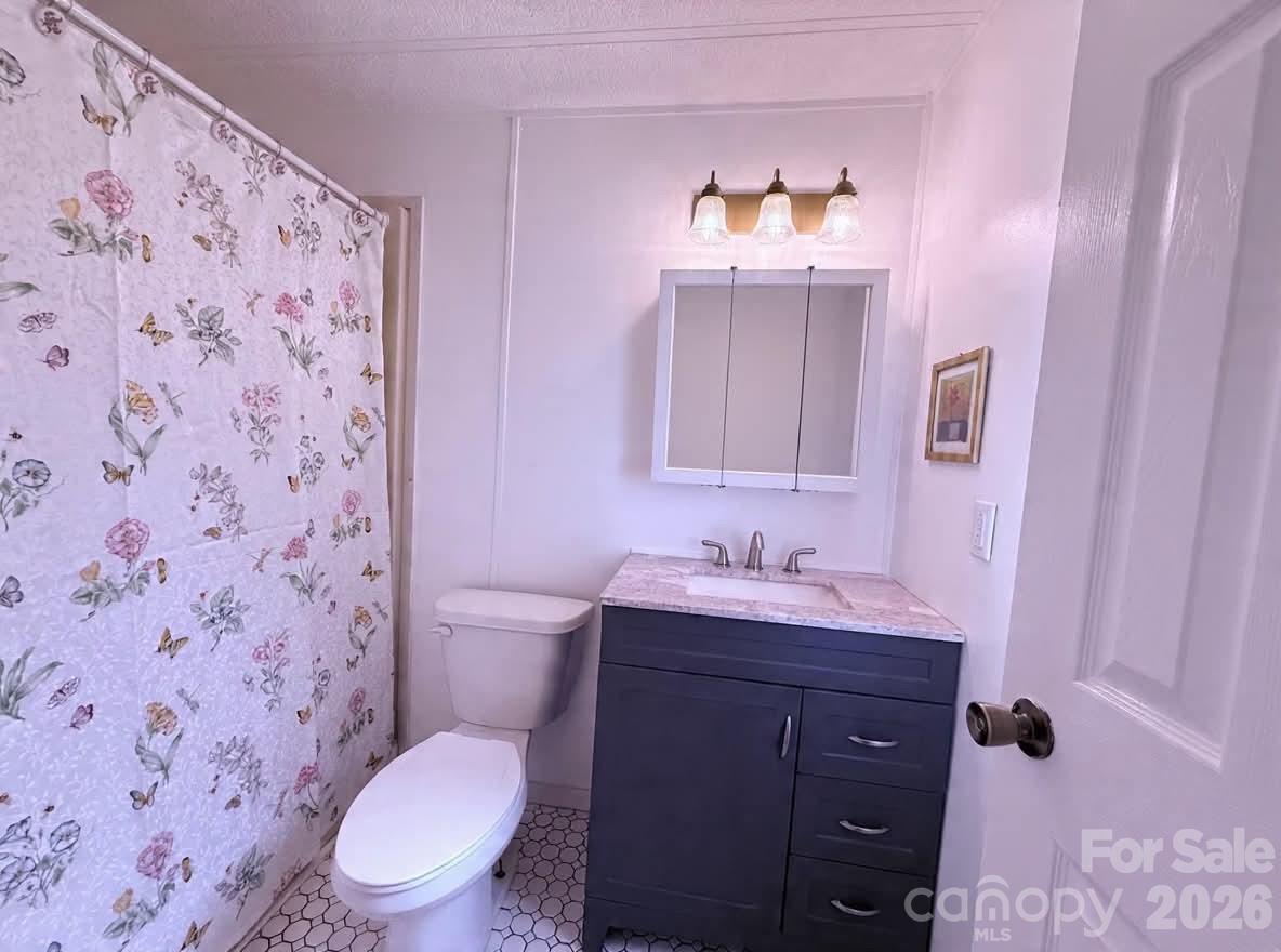 33 Honeysuckle Lane — Taylorsville