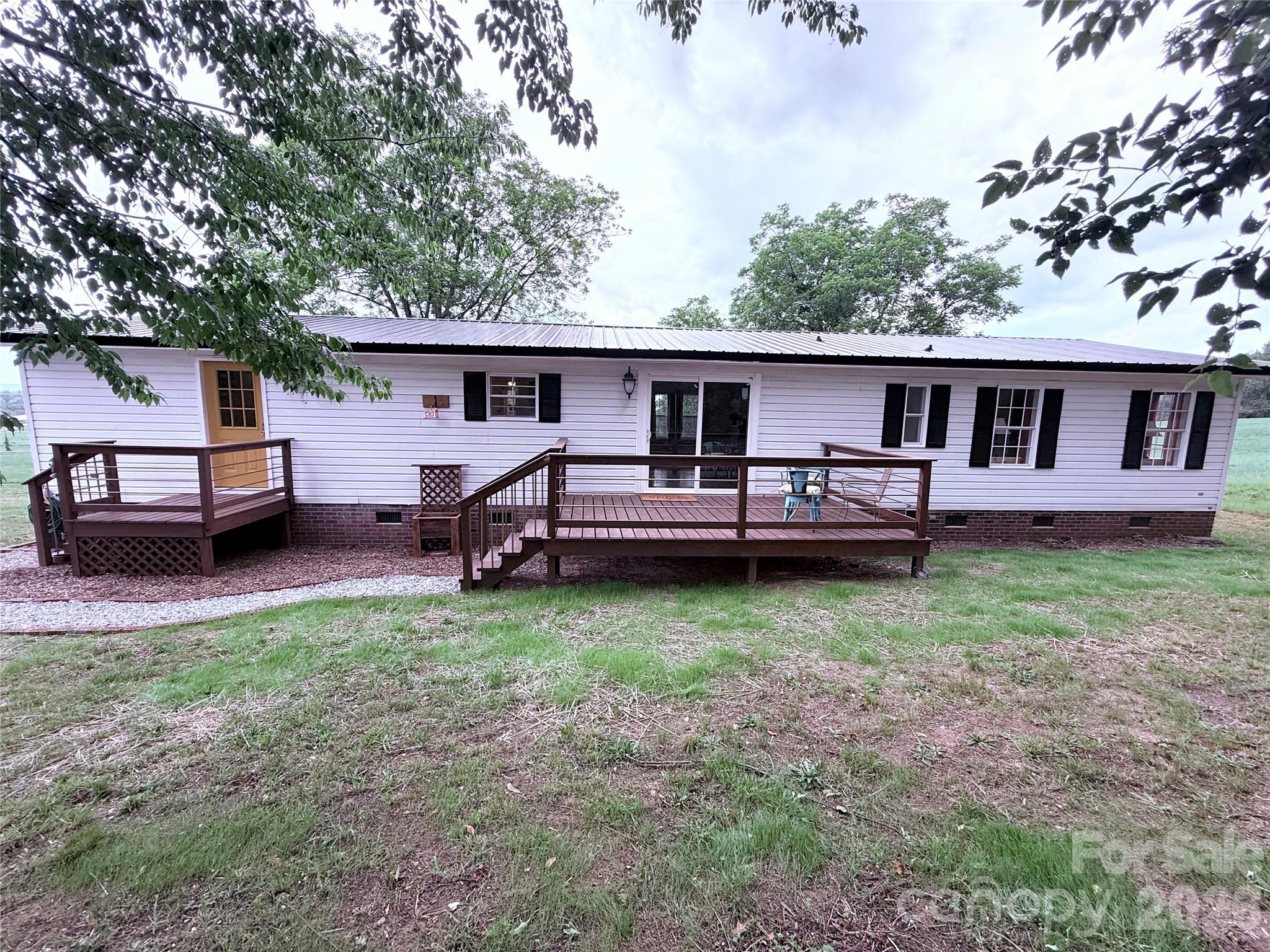 33 Honeysuckle Lane — Taylorsville