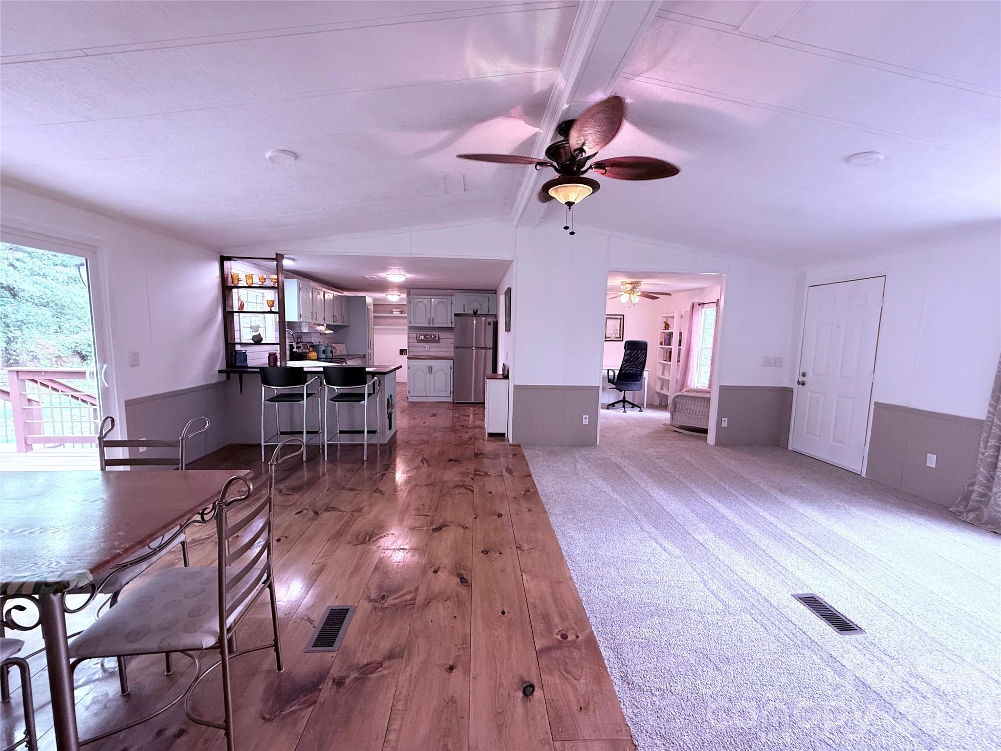 33 Honeysuckle Lane — Taylorsville