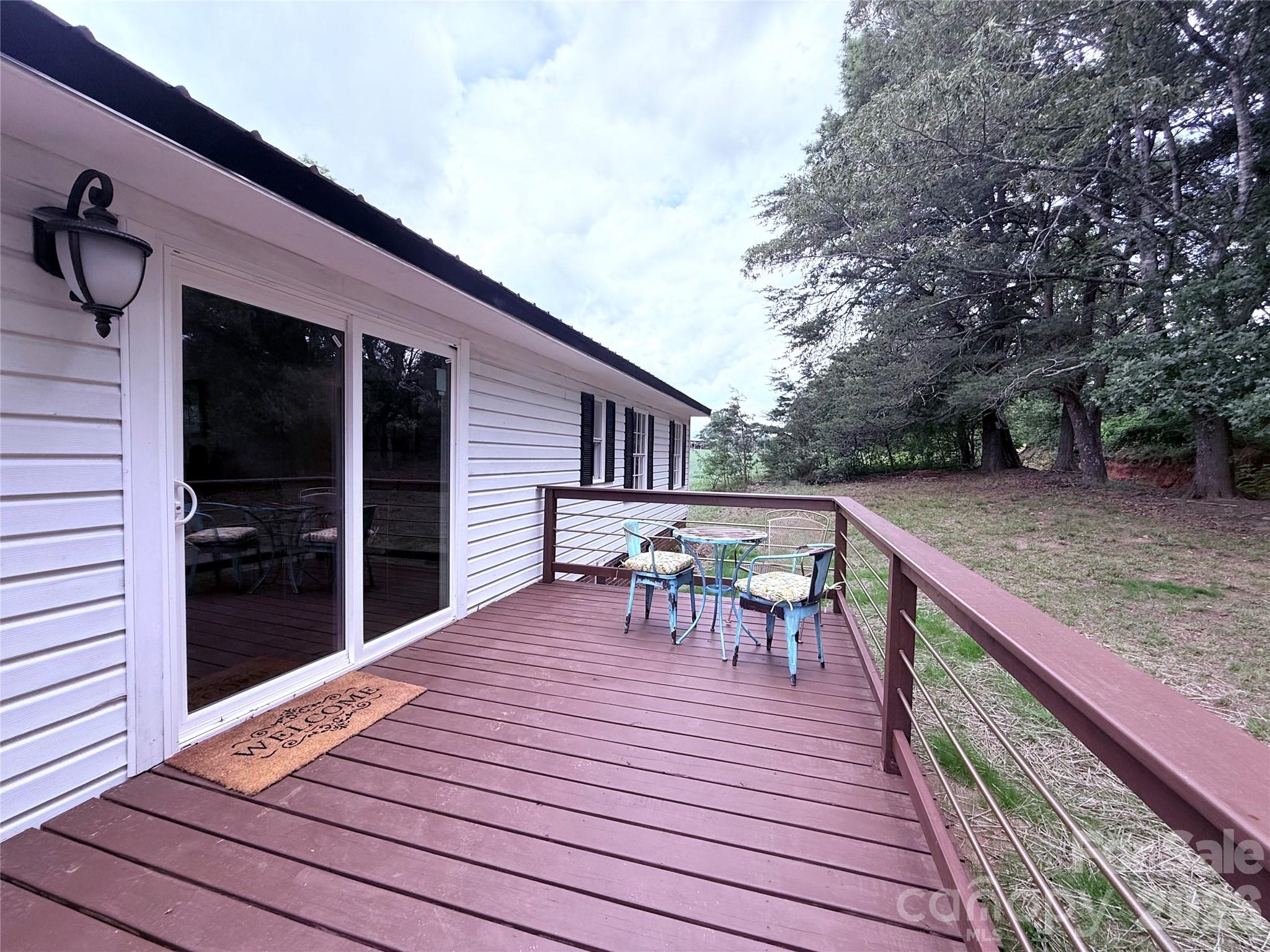 33 Honeysuckle Lane — Taylorsville