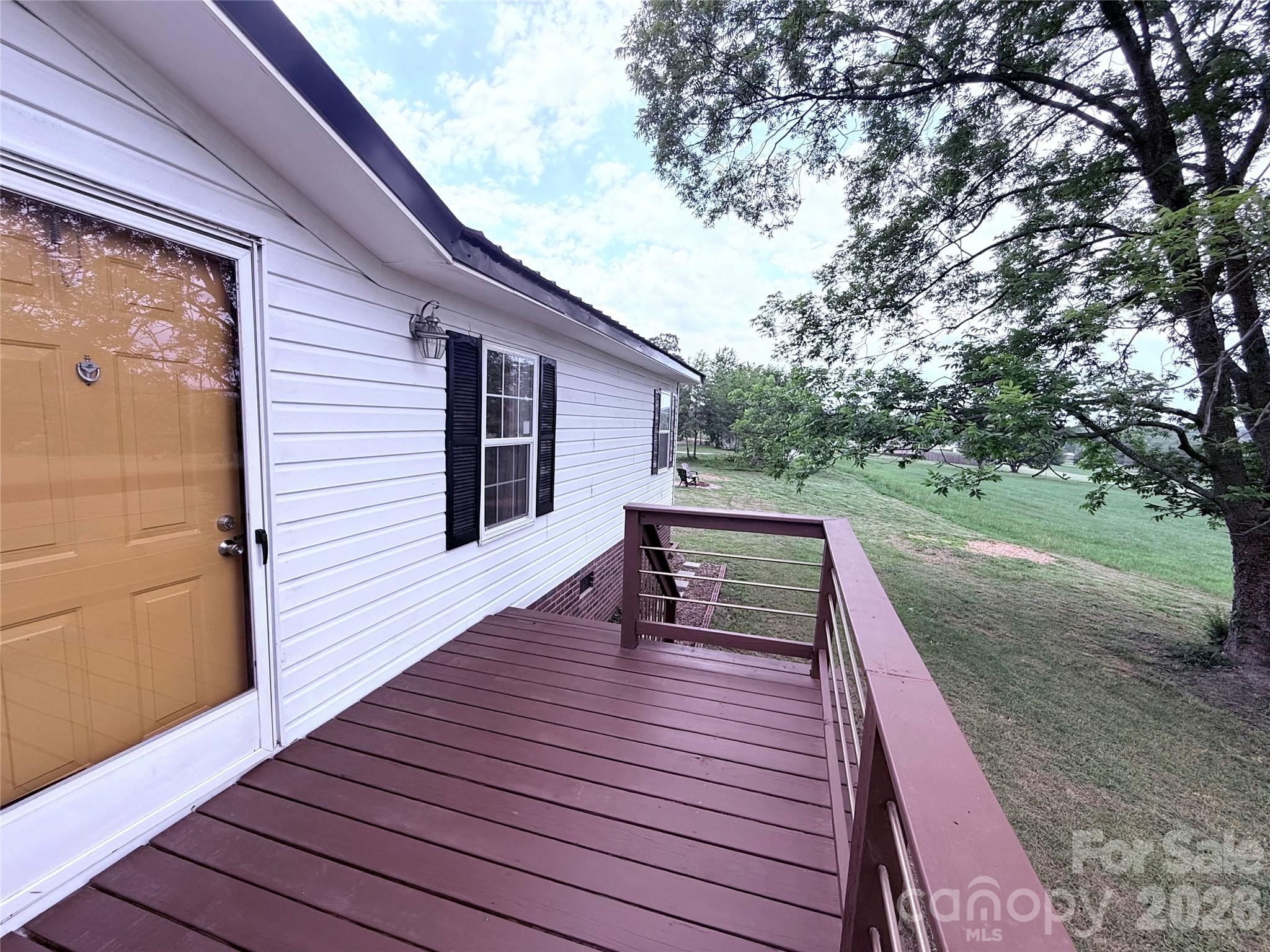 33 Honeysuckle Lane — Taylorsville