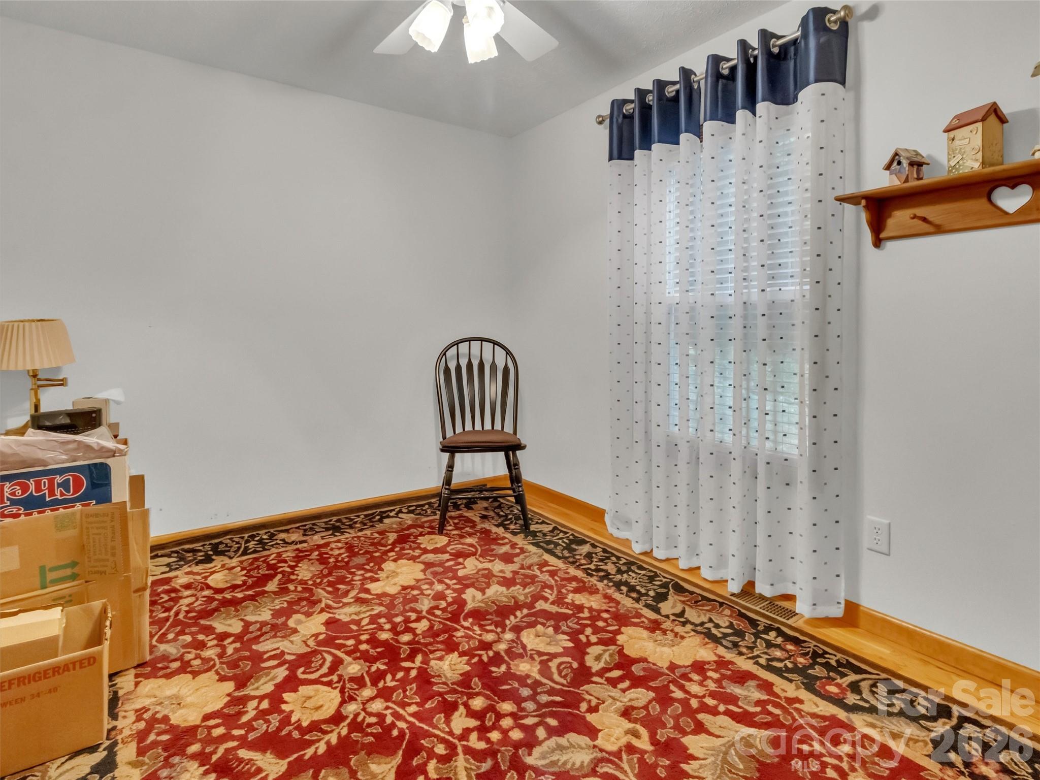33 Buttercup Place — Maggie Valley