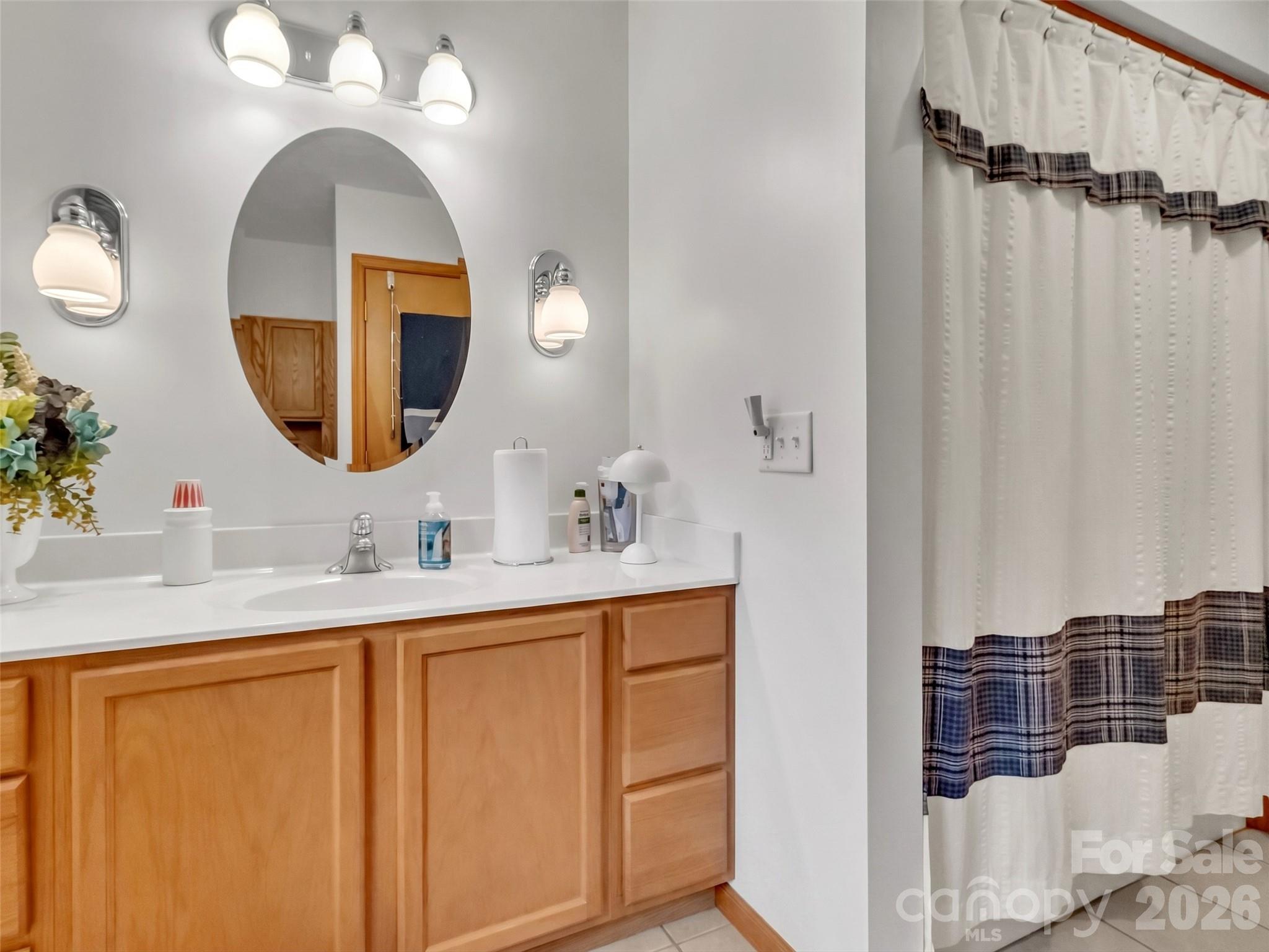 33 Buttercup Place — Maggie Valley