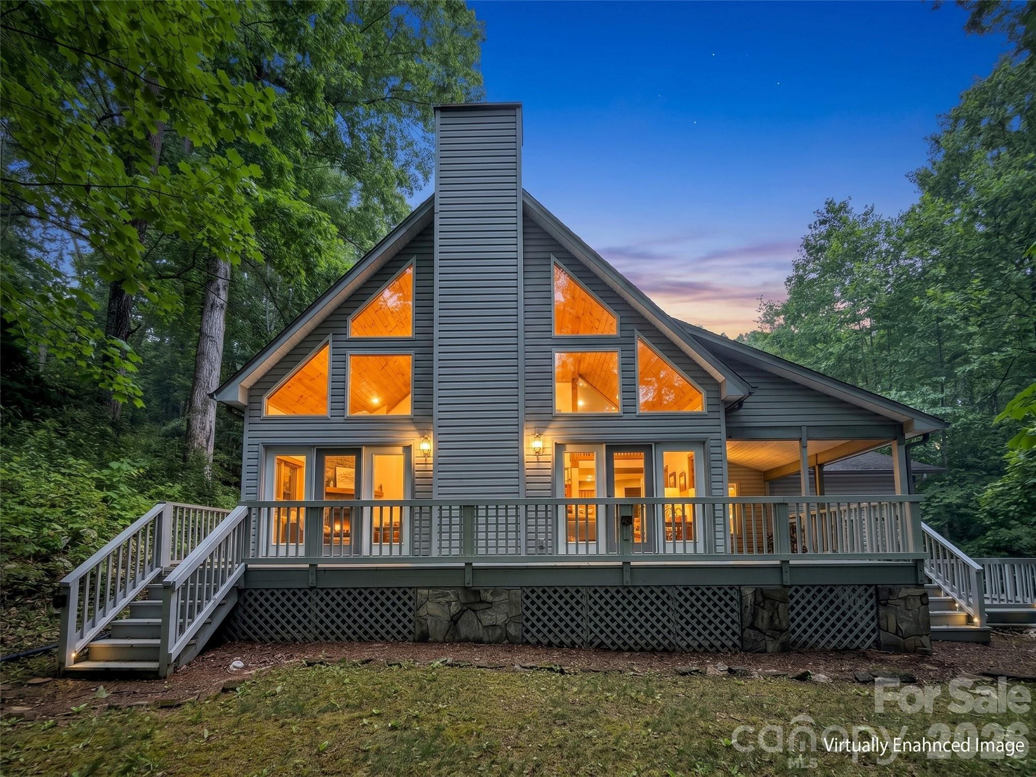 33 Buttercup Place — Maggie Valley