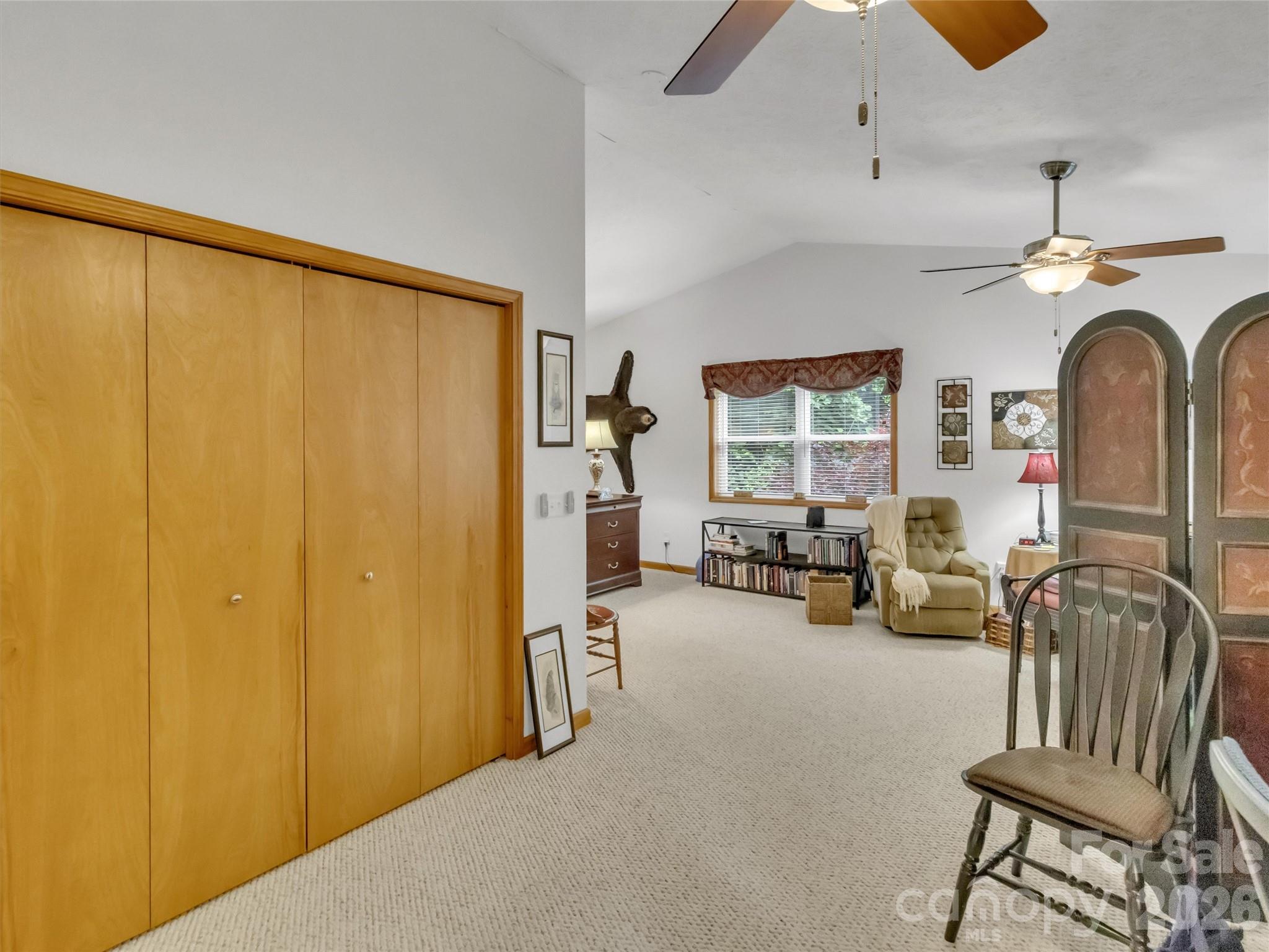 33 Buttercup Place — Maggie Valley