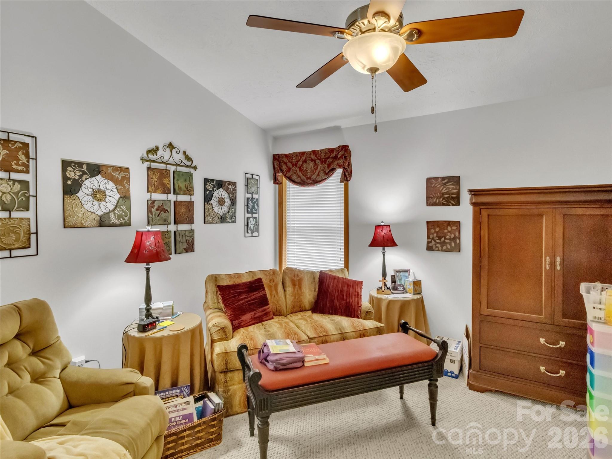 33 Buttercup Place — Maggie Valley