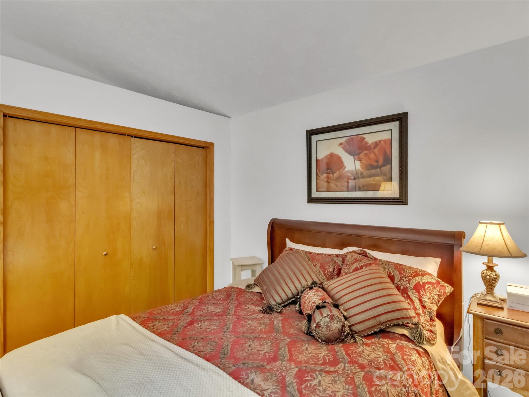 33 Buttercup Place — Maggie Valley