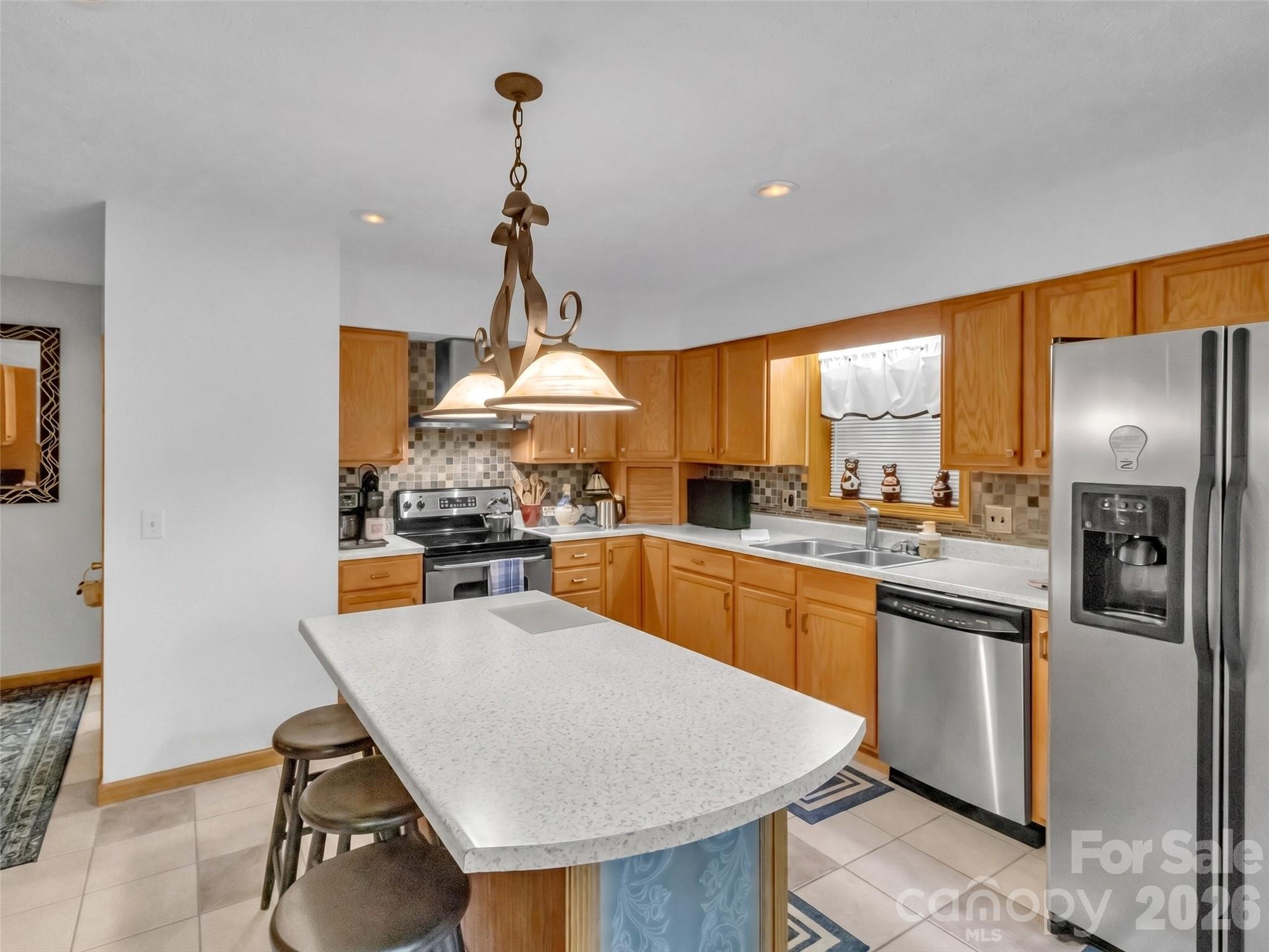 33 Buttercup Place — Maggie Valley
