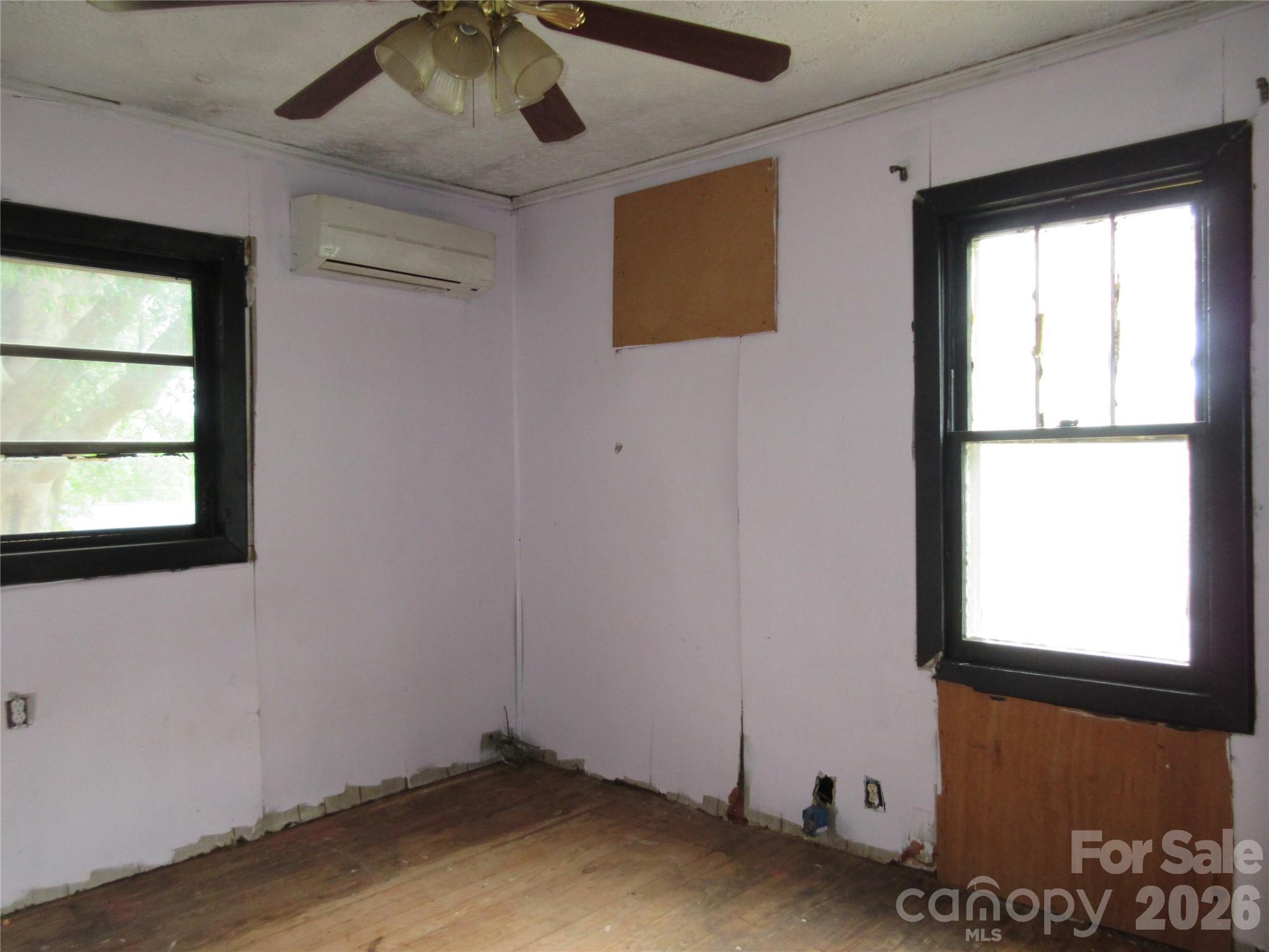 114 Shady Lane — Mooresboro