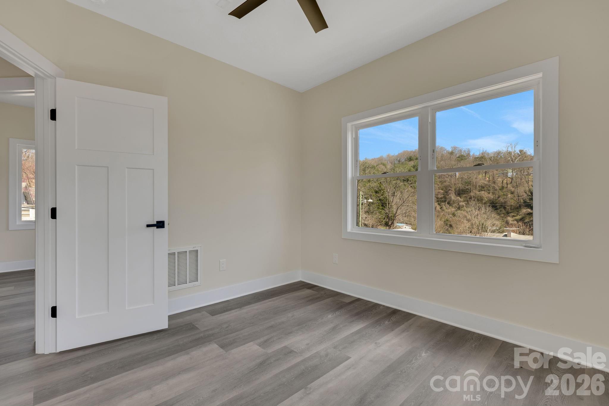31 Elkwood Avenue — Asheville