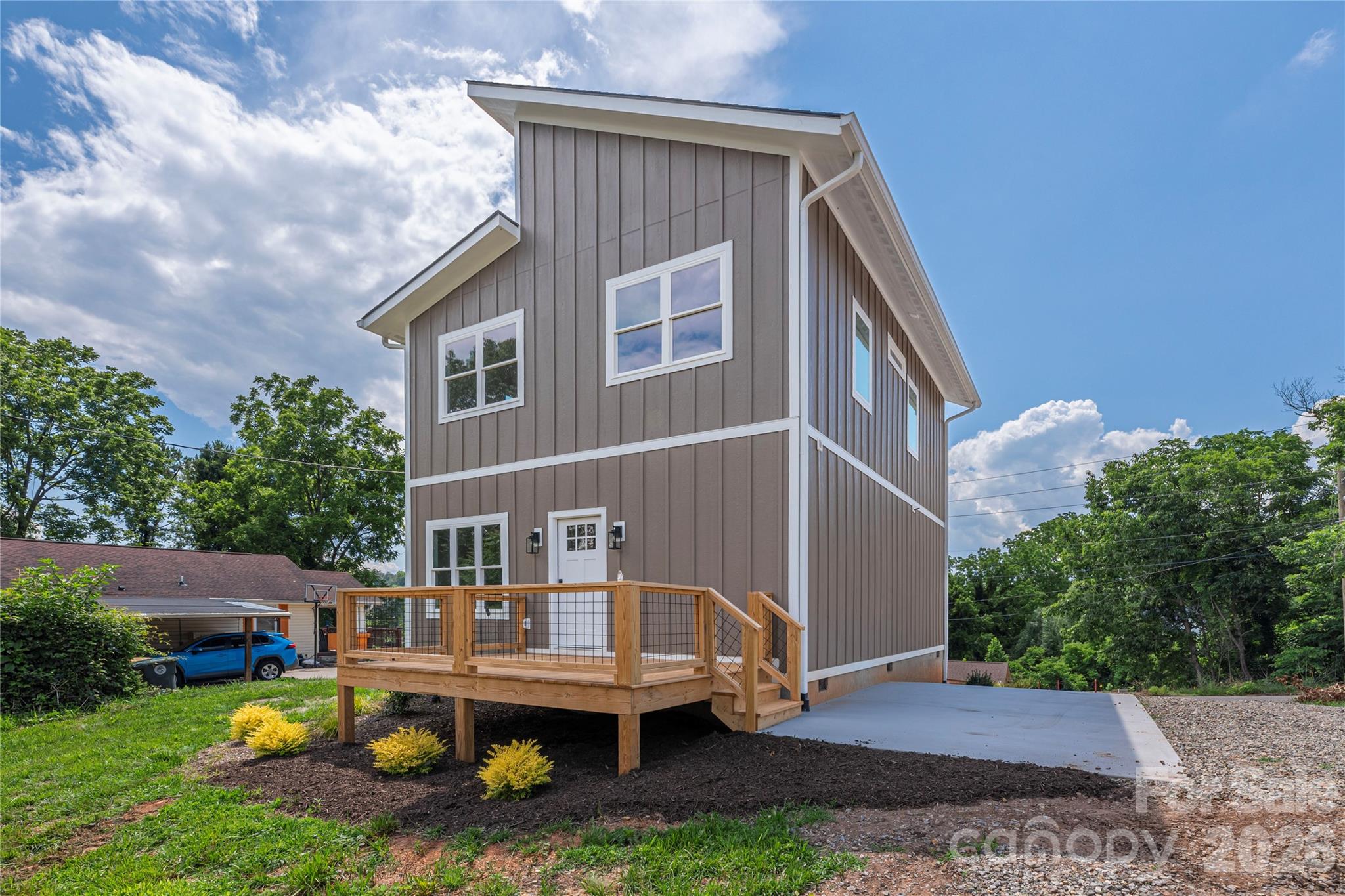 31 Elkwood Avenue — Asheville