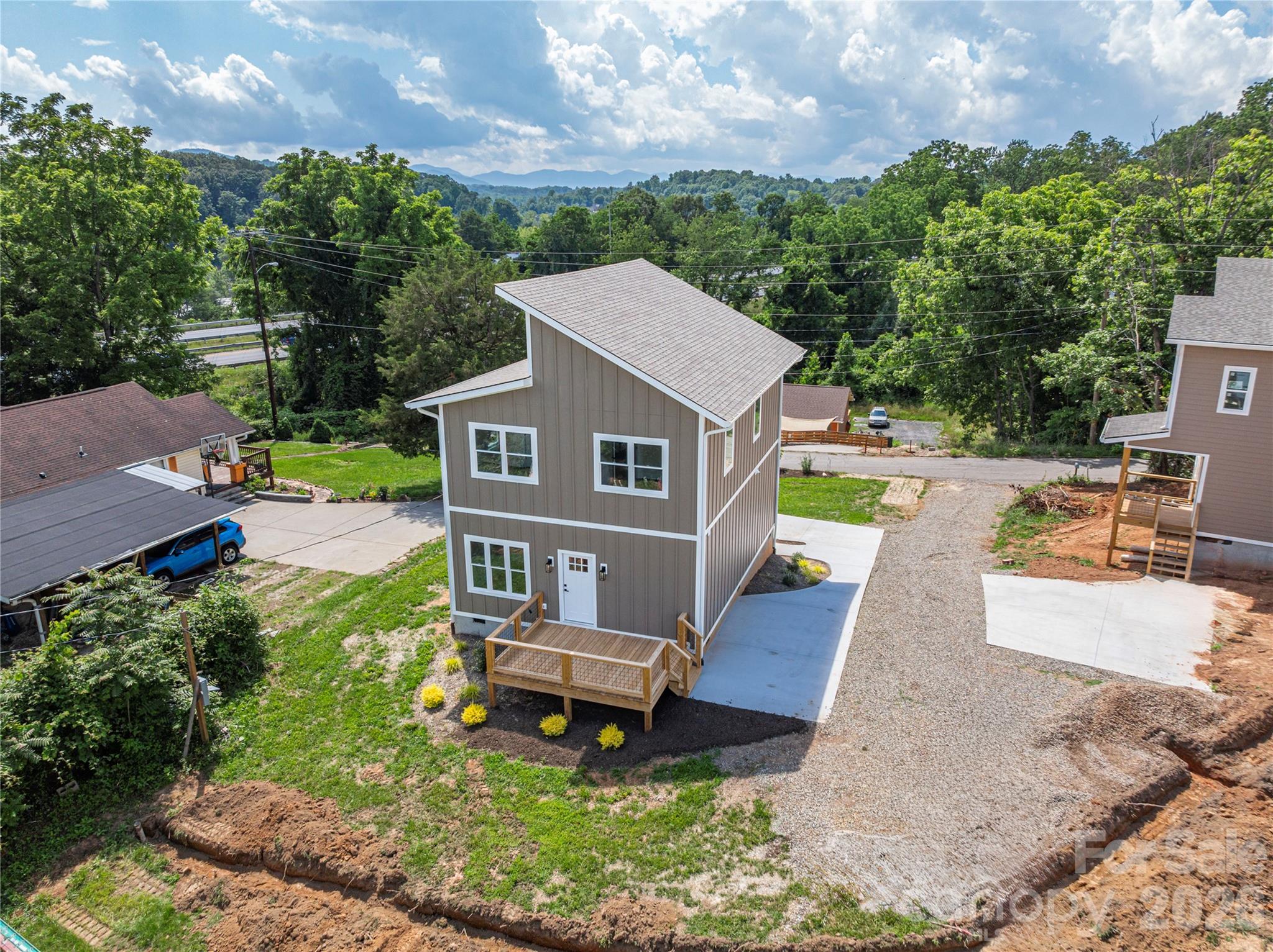 31 Elkwood Avenue — Asheville