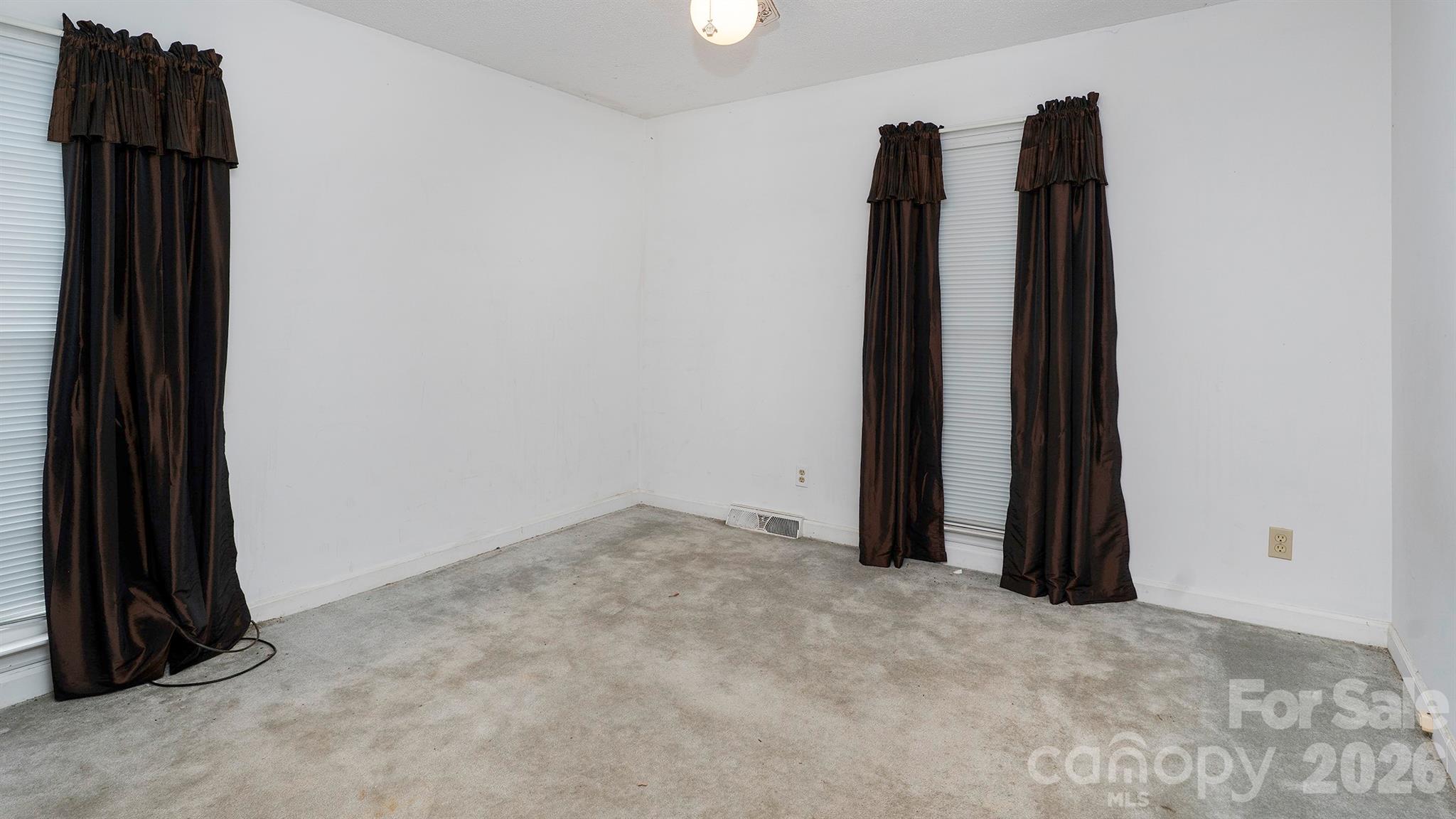 1141 Cameo Court — Charlotte