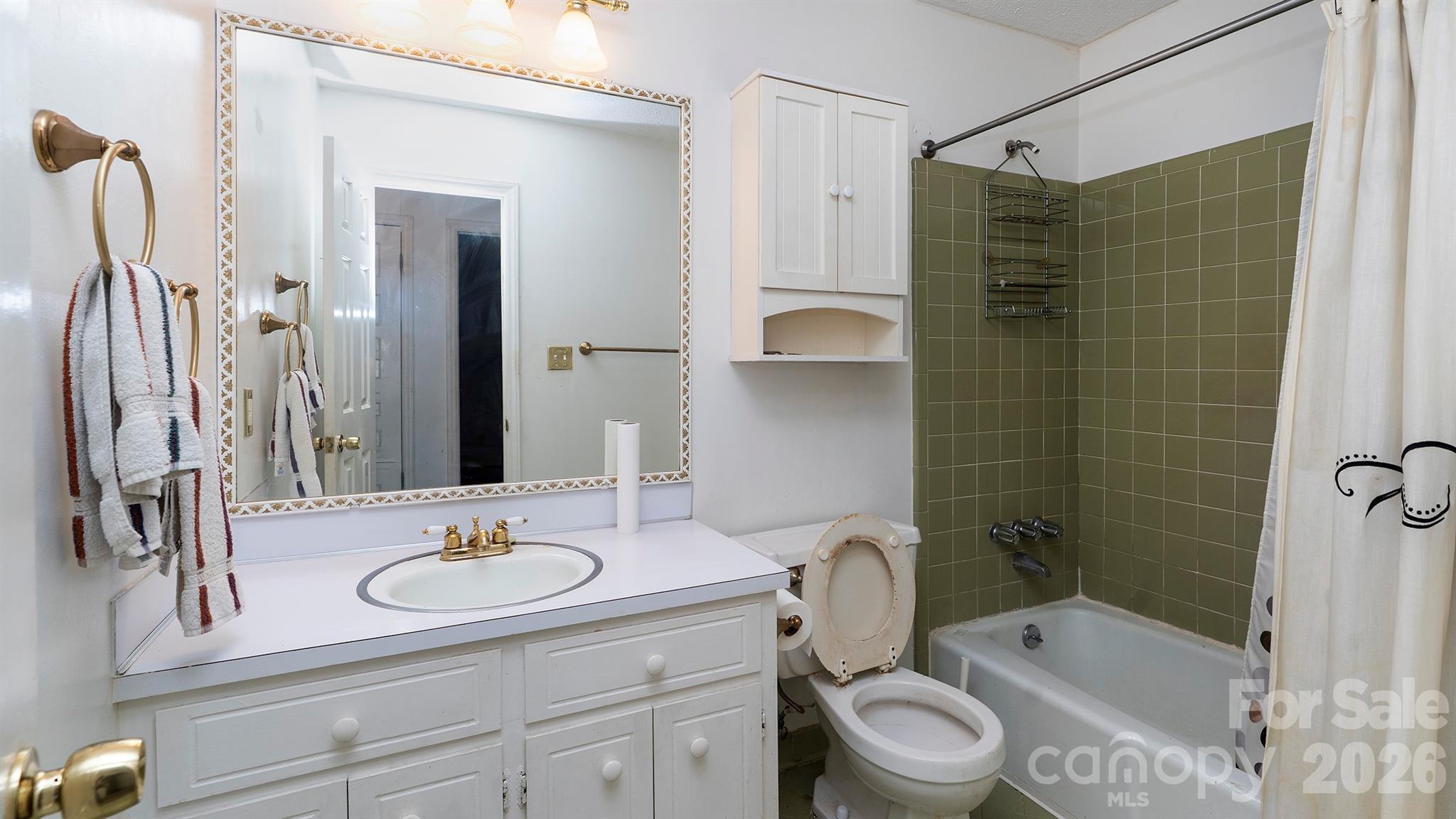 1141 Cameo Court — Charlotte