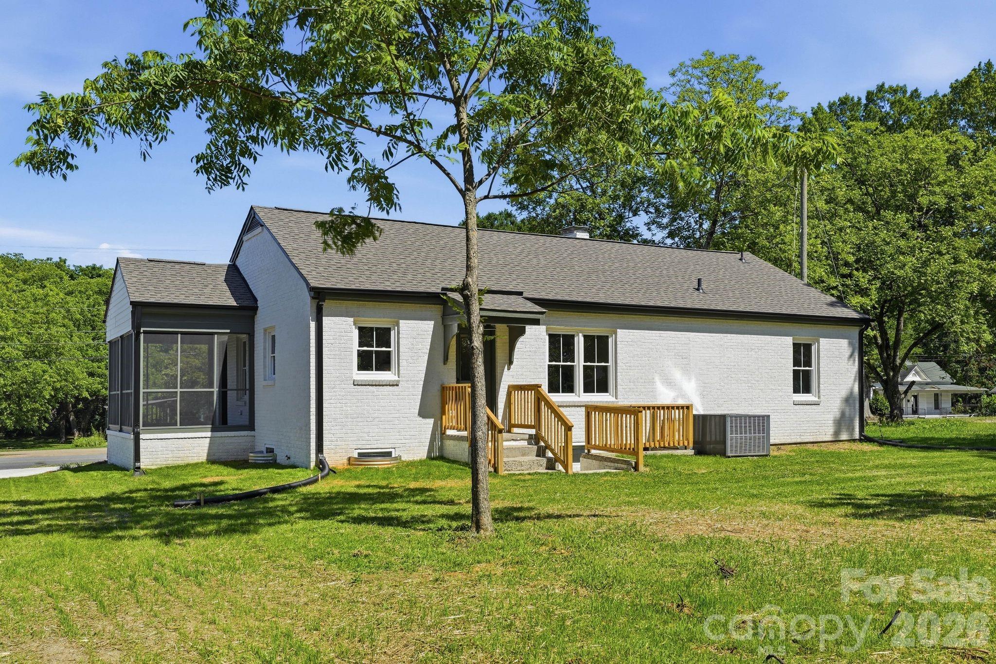 417 Linwood Road — Gastonia