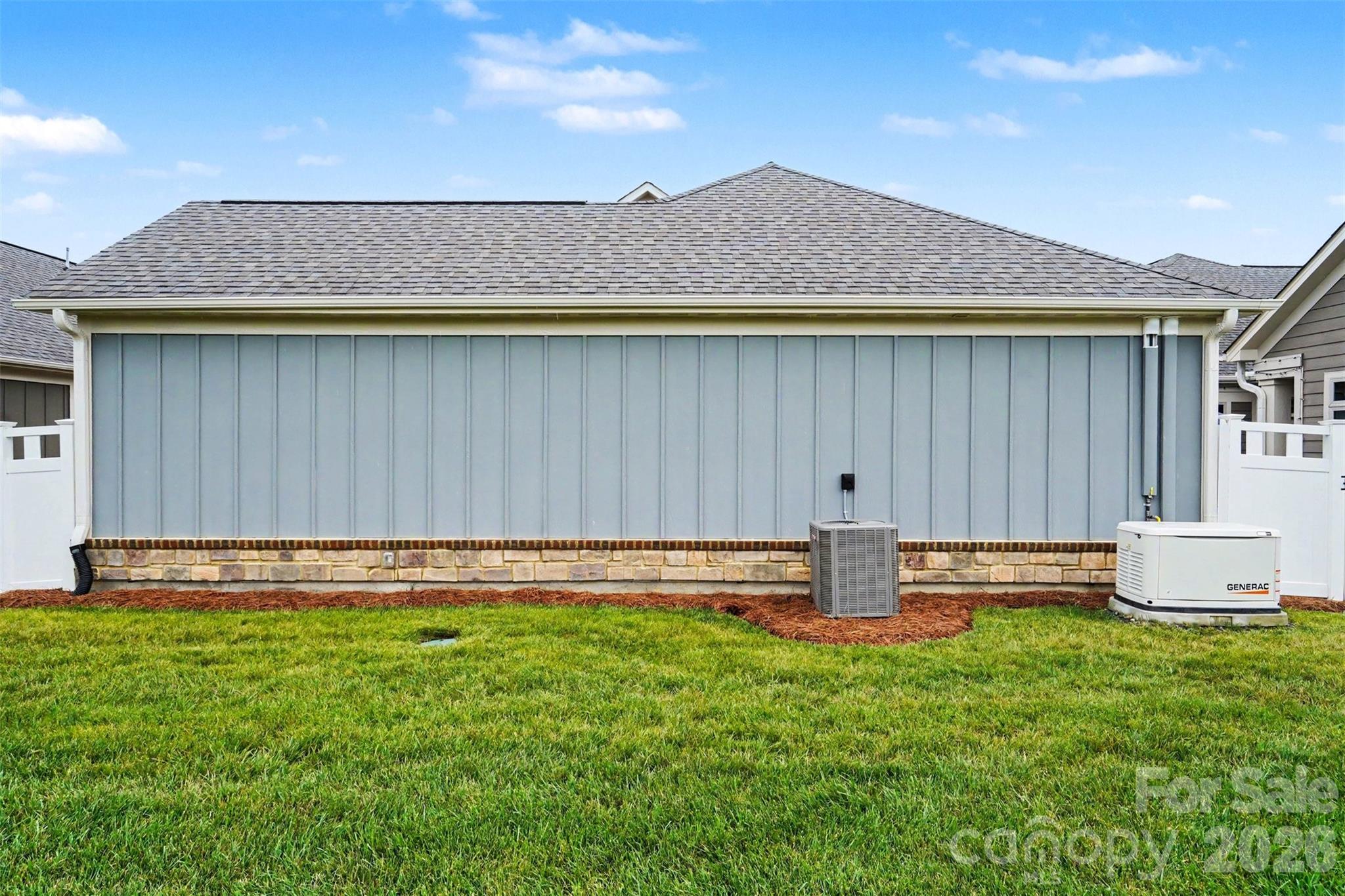 1119 Millview Lane — Matthews