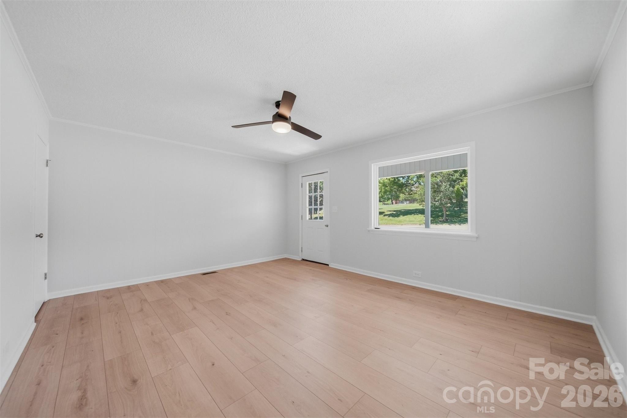1303 S Sterling Street — Morganton
