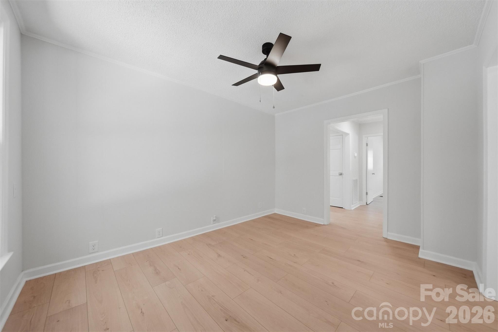 1303 S Sterling Street — Morganton