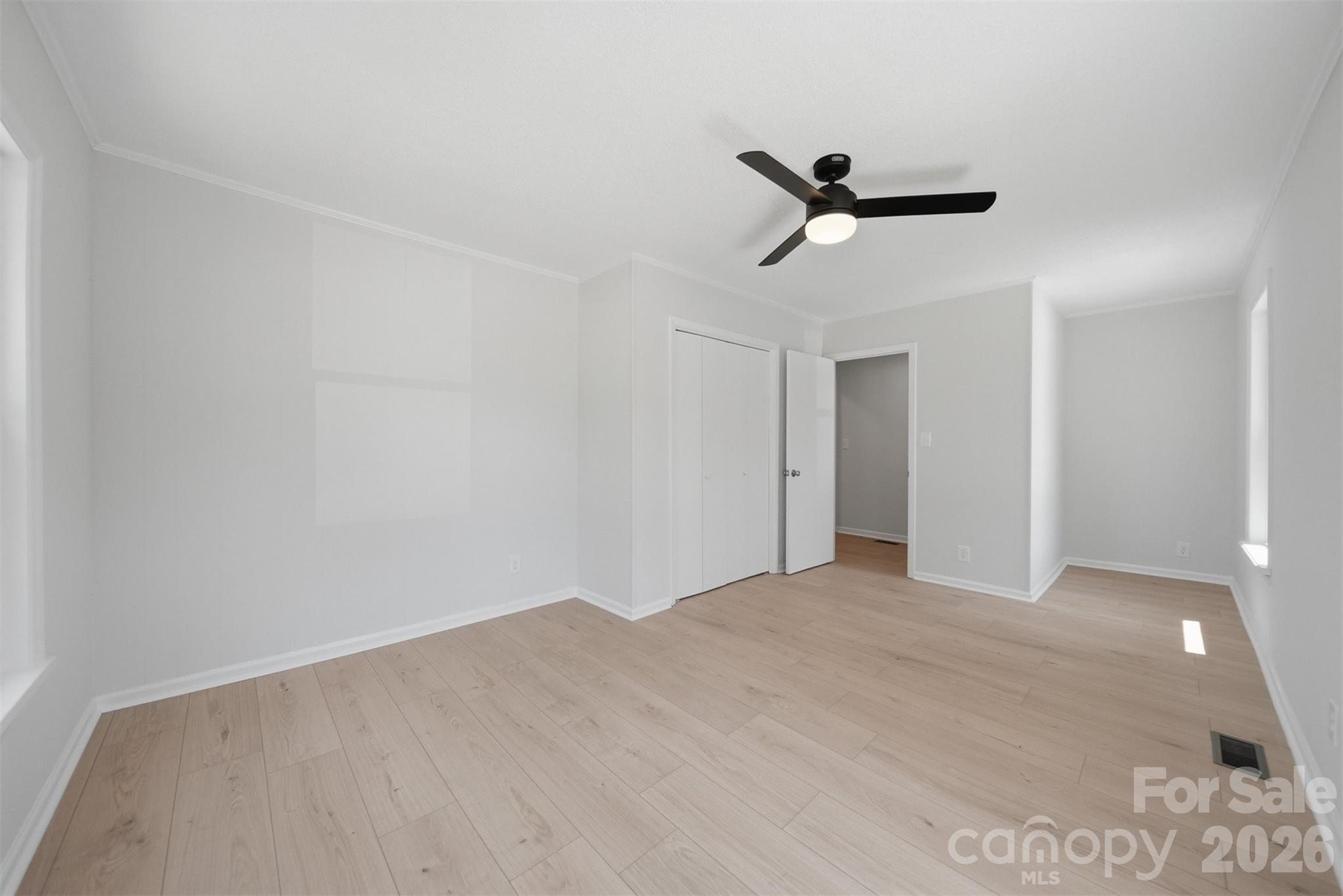 1303 S Sterling Street — Morganton