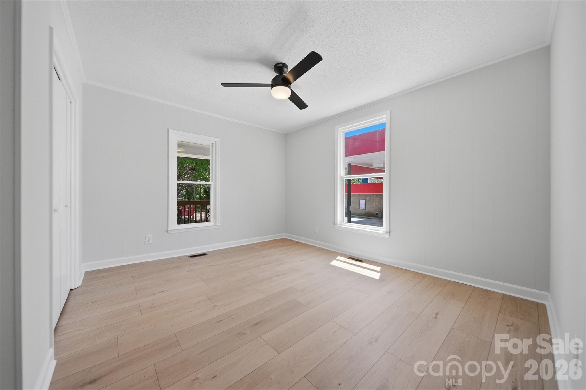 1303 S Sterling Street — Morganton