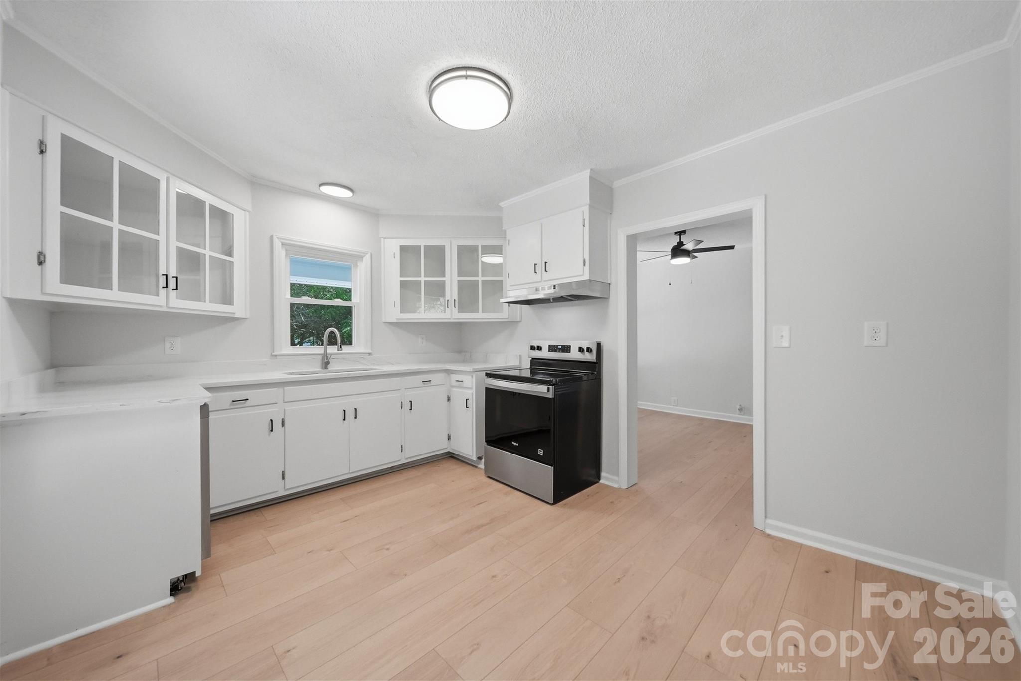 1303 S Sterling Street — Morganton
