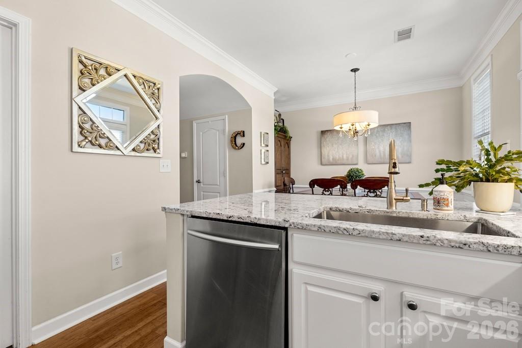 142 Singleton Road — Mooresville
