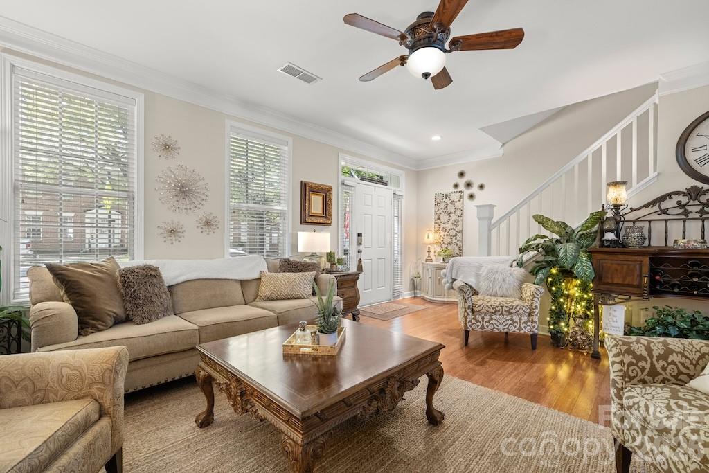 142 Singleton Road — Mooresville