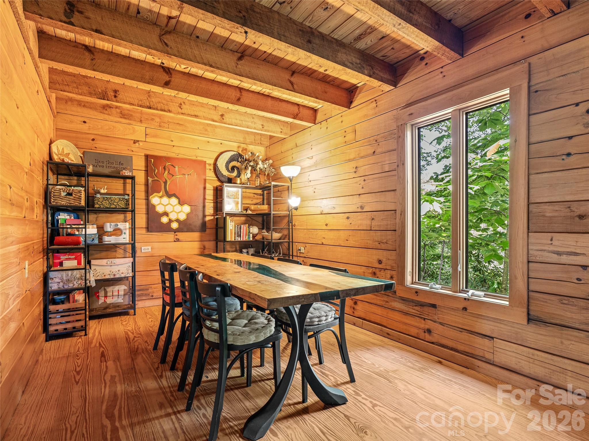520 Patricia Road — Black Mountain