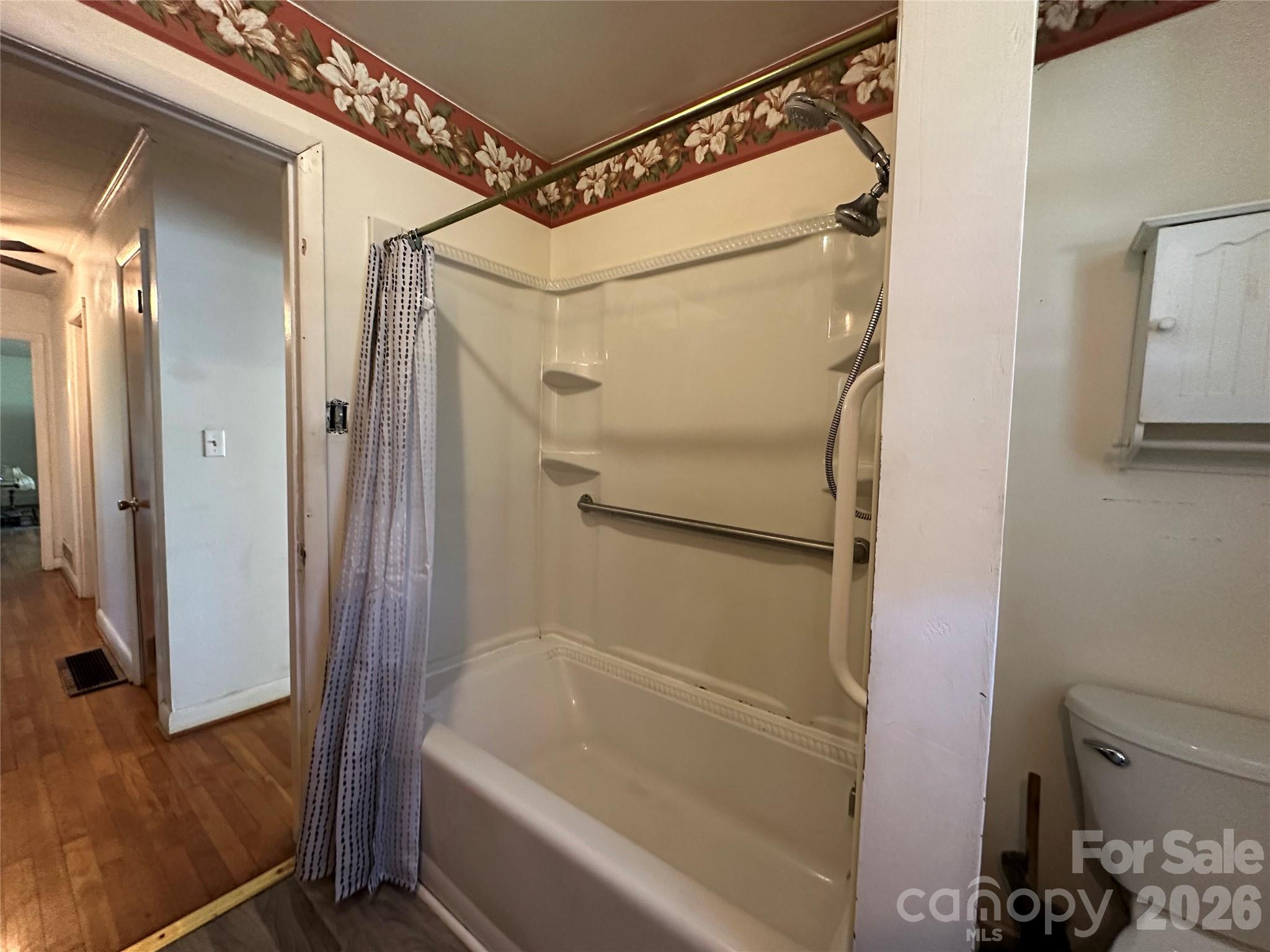 2939 Links Drive — Granite Falls