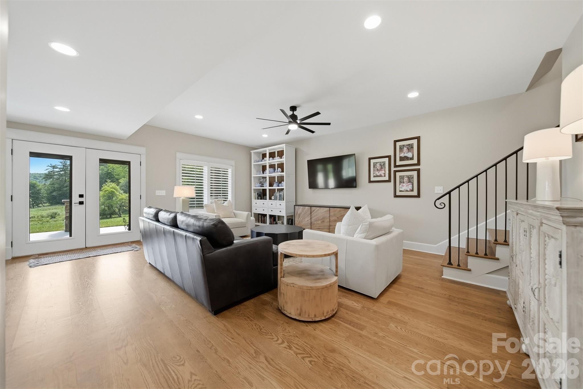 8788 Donald Barrier Street — Newland