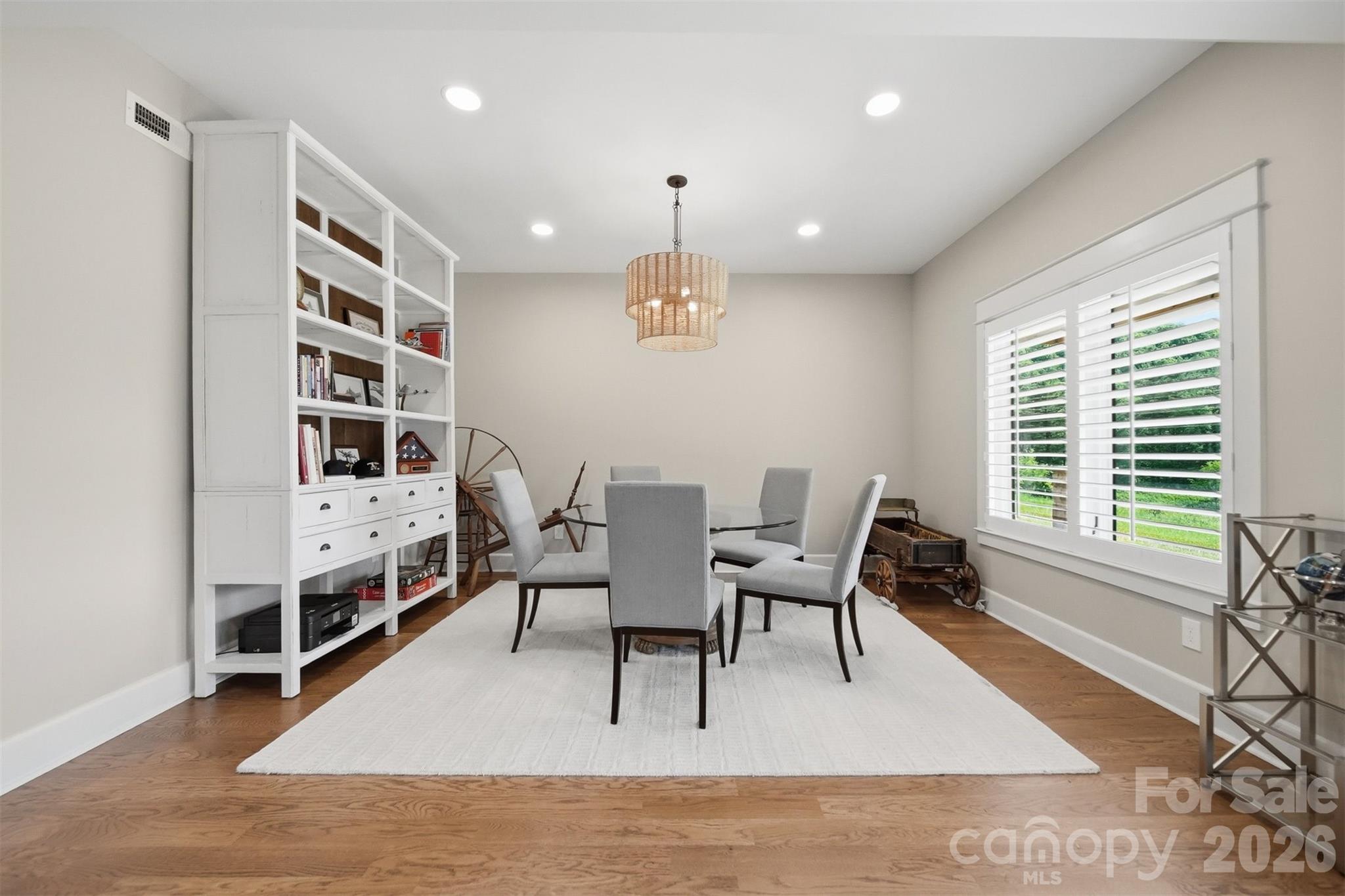 8788 Donald Barrier Street — Newland