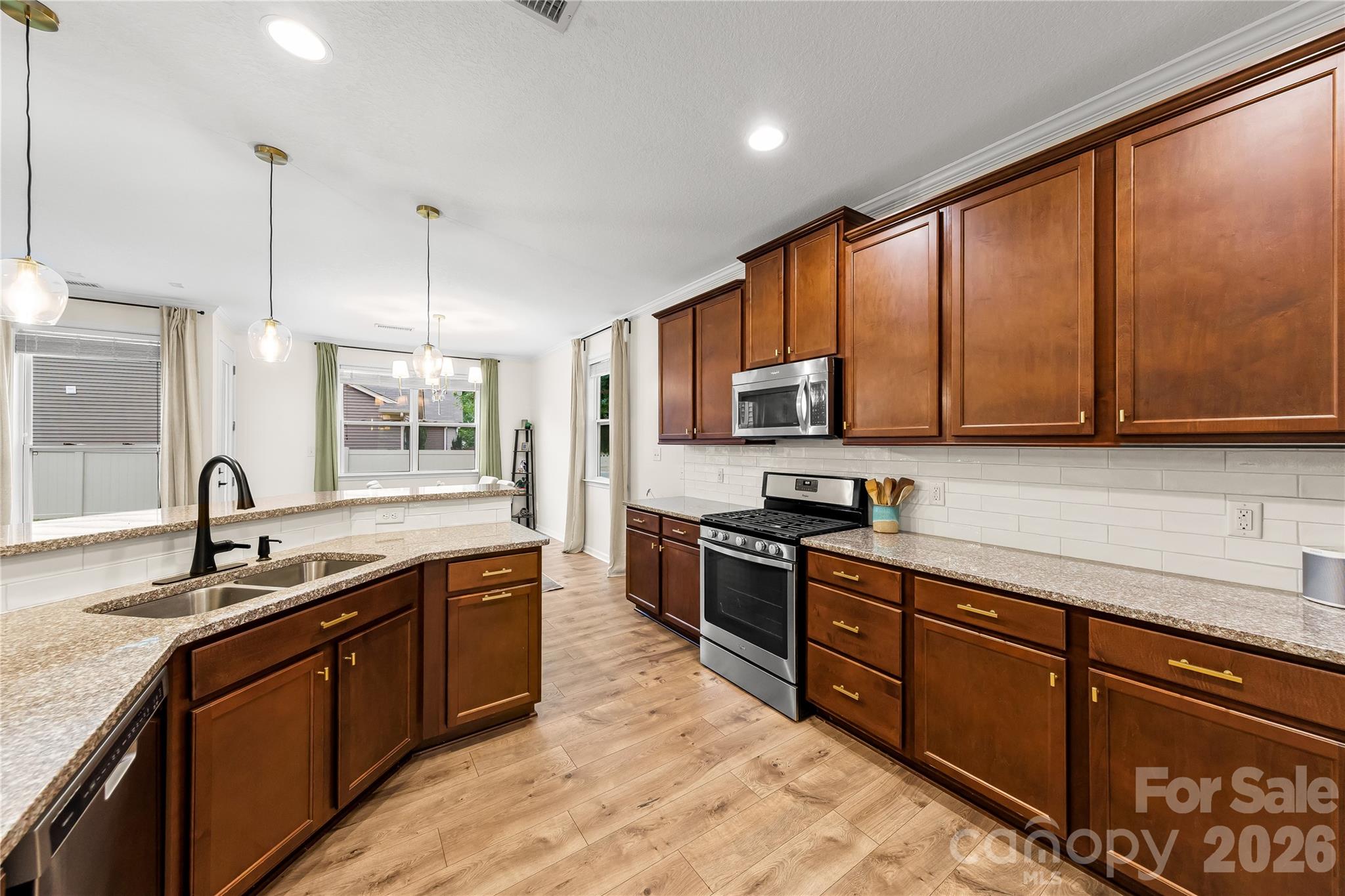 7202 Toxaway Lane — Charlotte