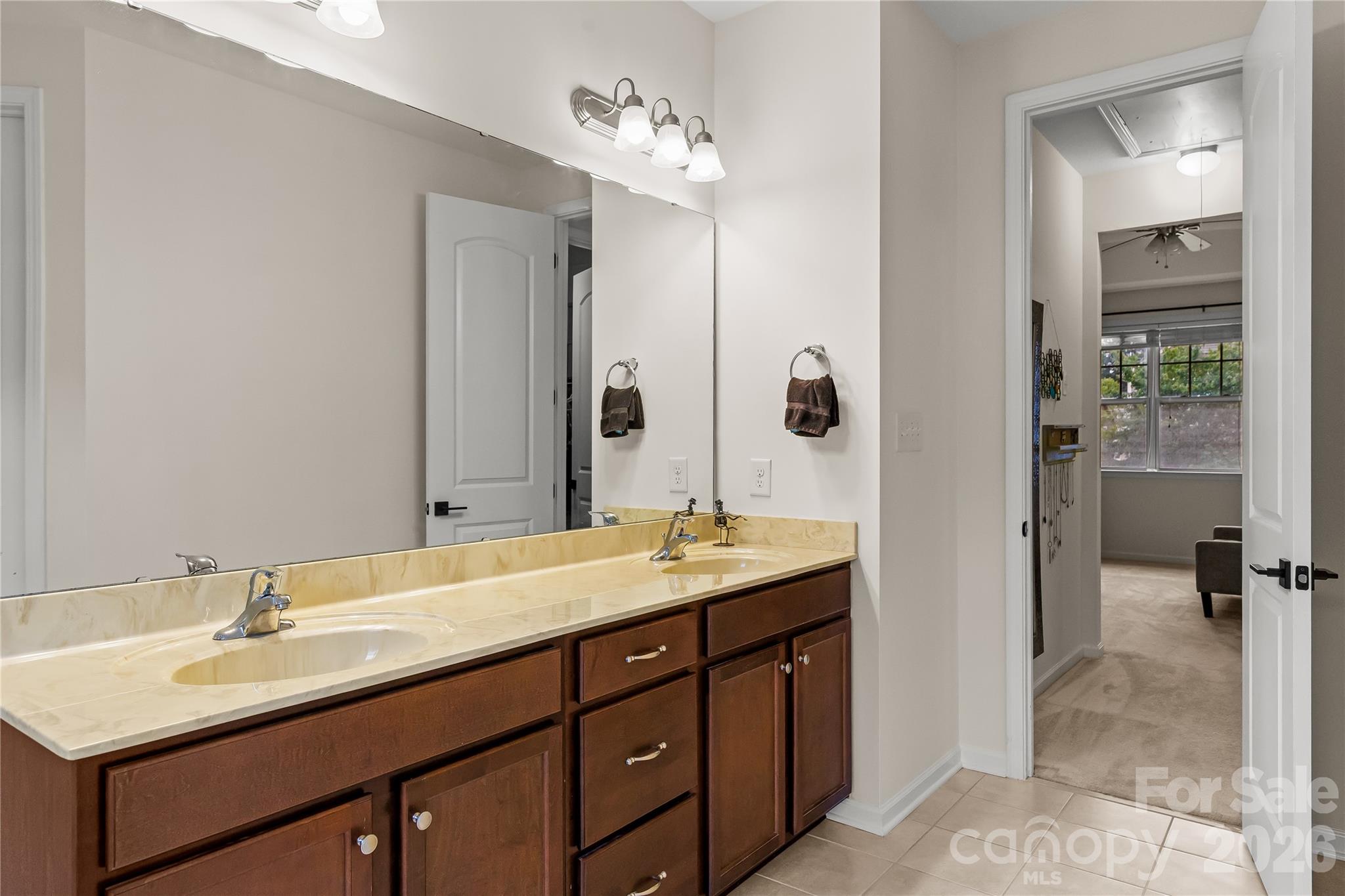 7202 Toxaway Lane — Charlotte