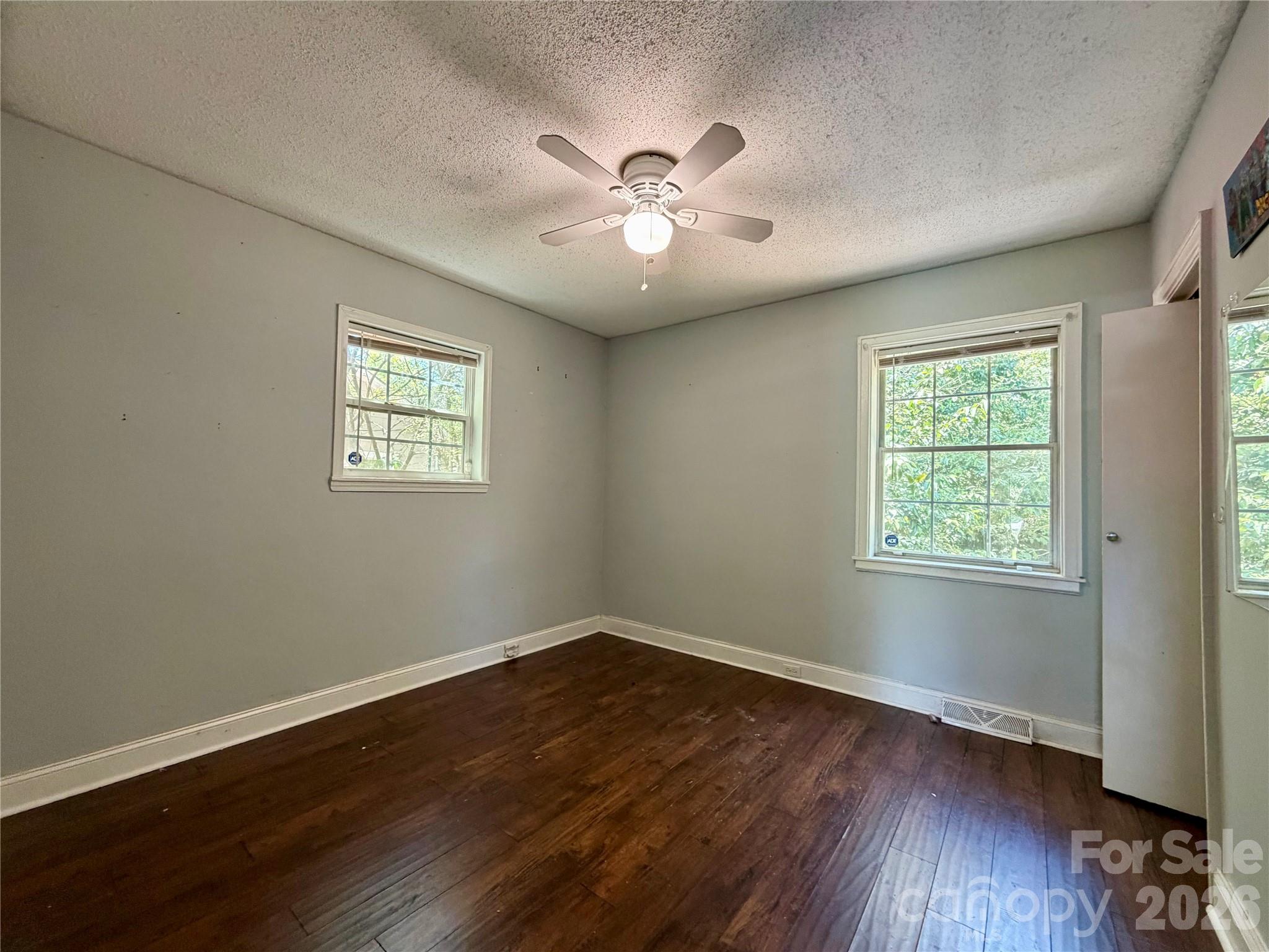 2825 Parkway Avenue — Charlotte