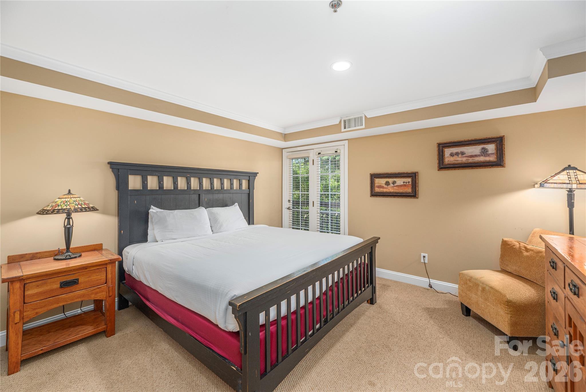 222 Bowling Park Road — Asheville