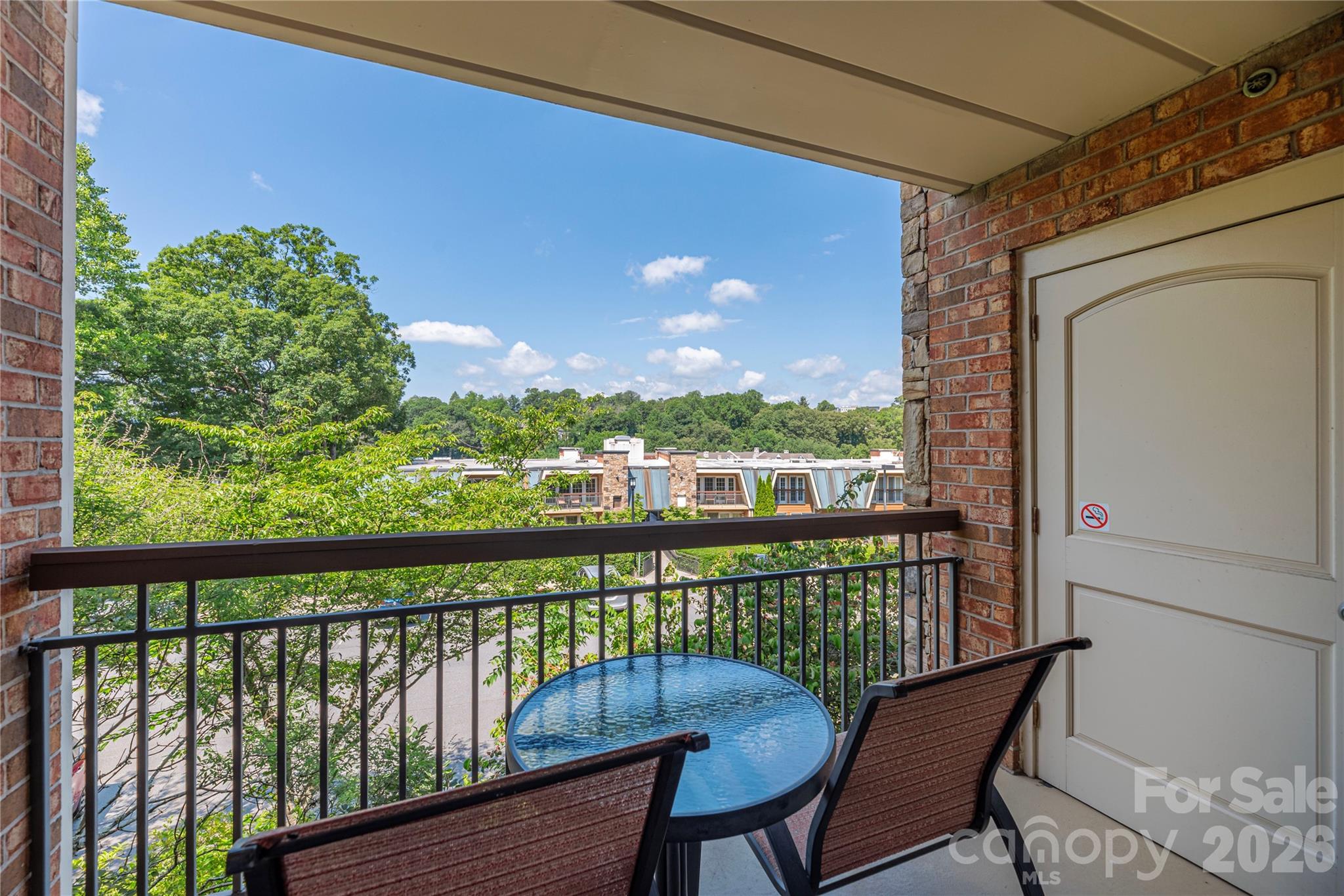222 Bowling Park Road — Asheville